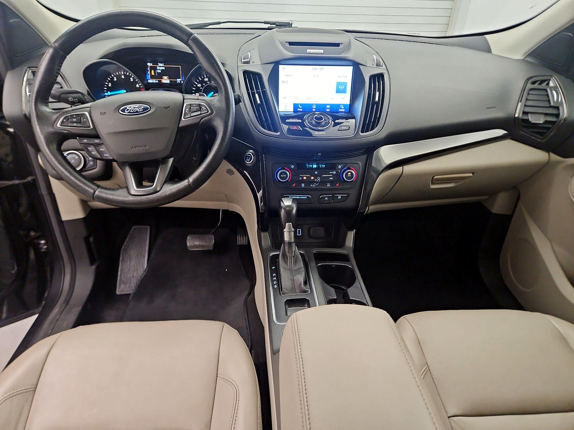 Thumbnail: 2017 Ford Escape - 9