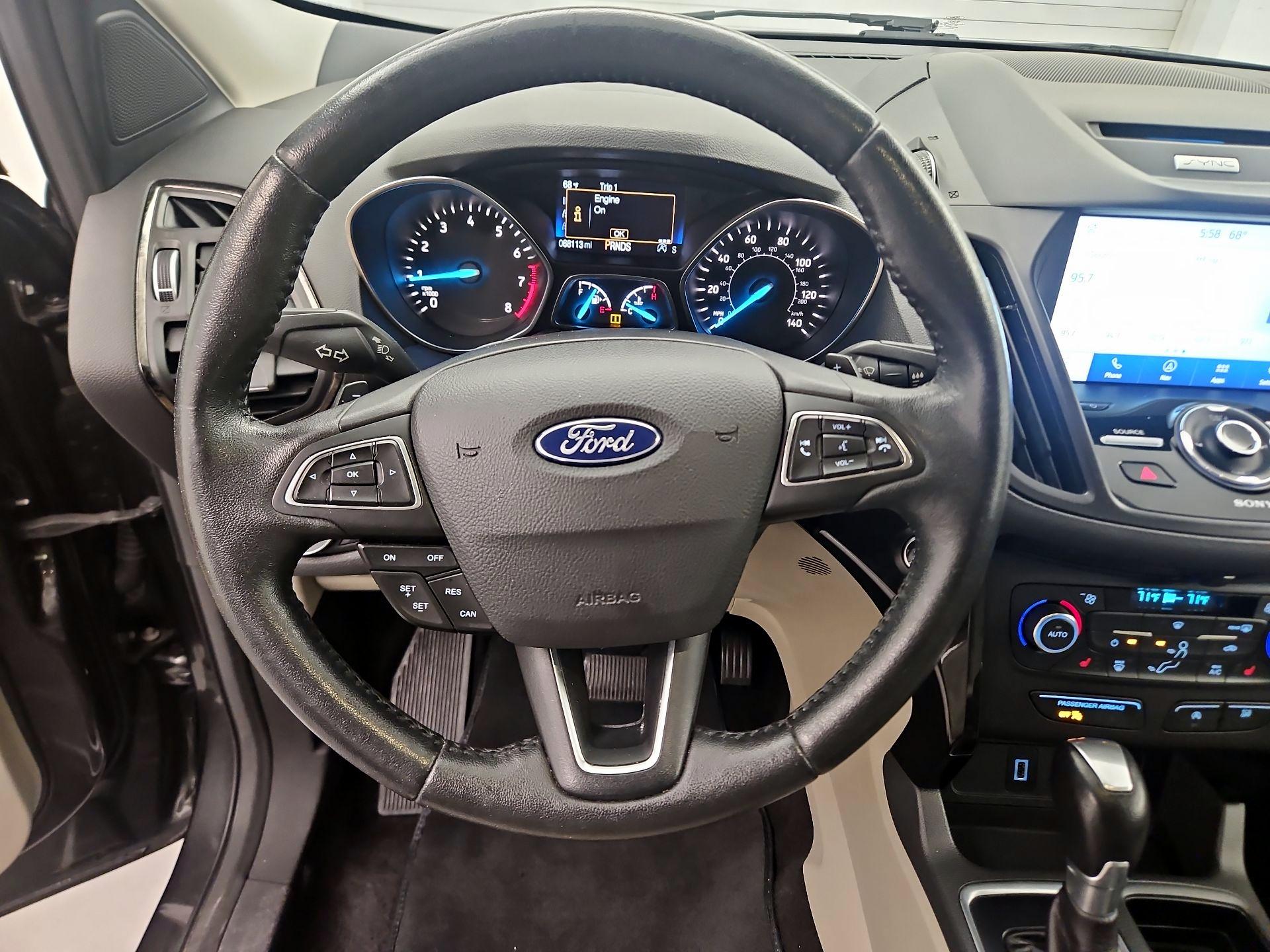 Thumbnail: 2017 Ford Escape - 10