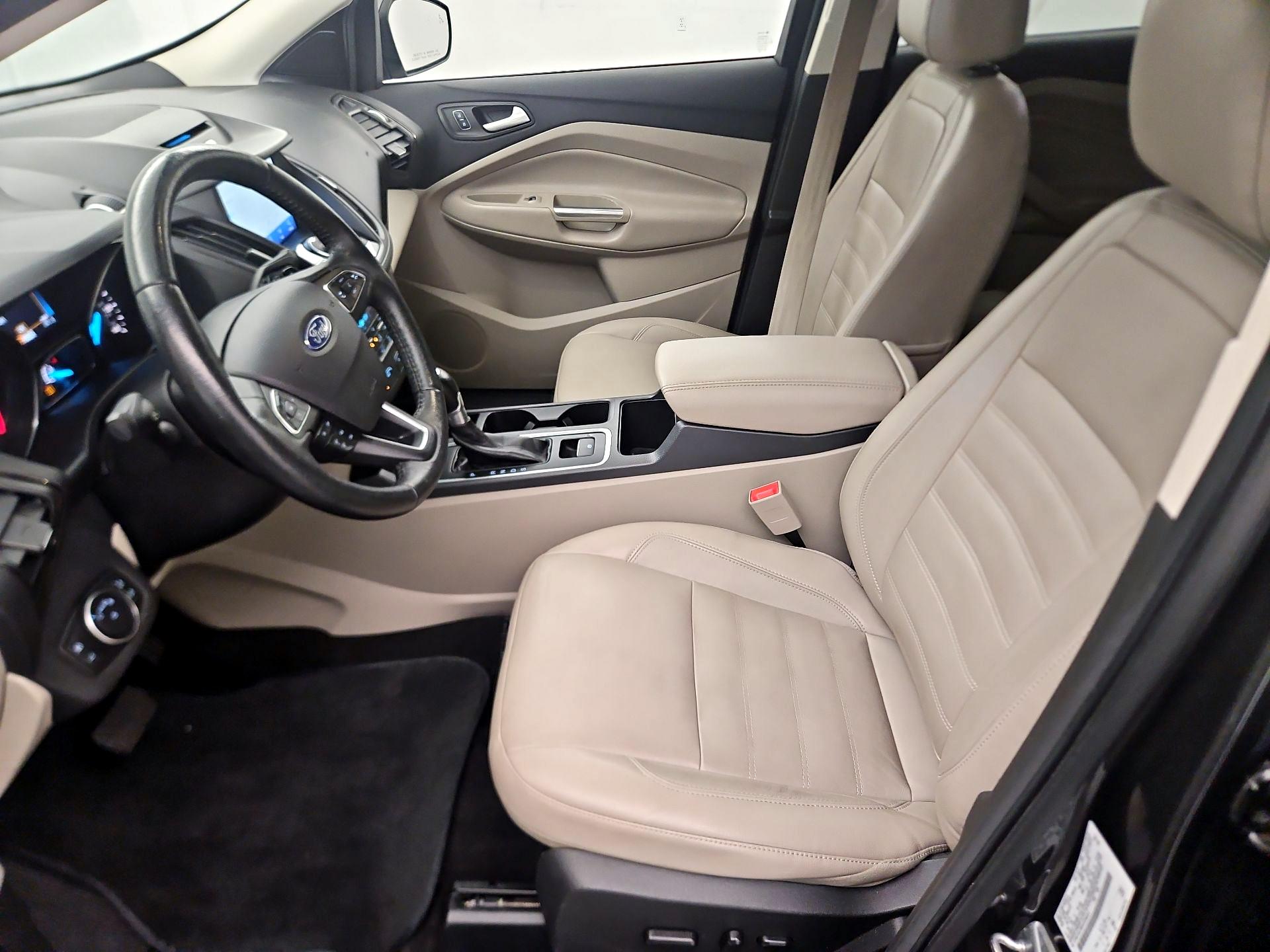 Thumbnail: 2017 Ford Escape - 11