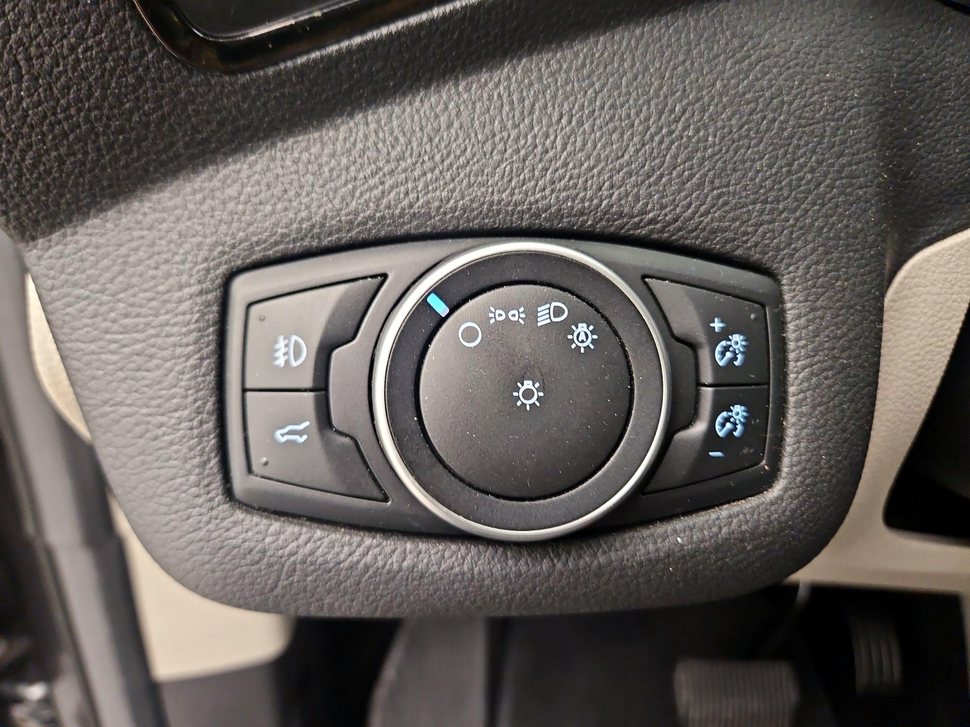 Thumbnail: 2017 Ford Escape - 13