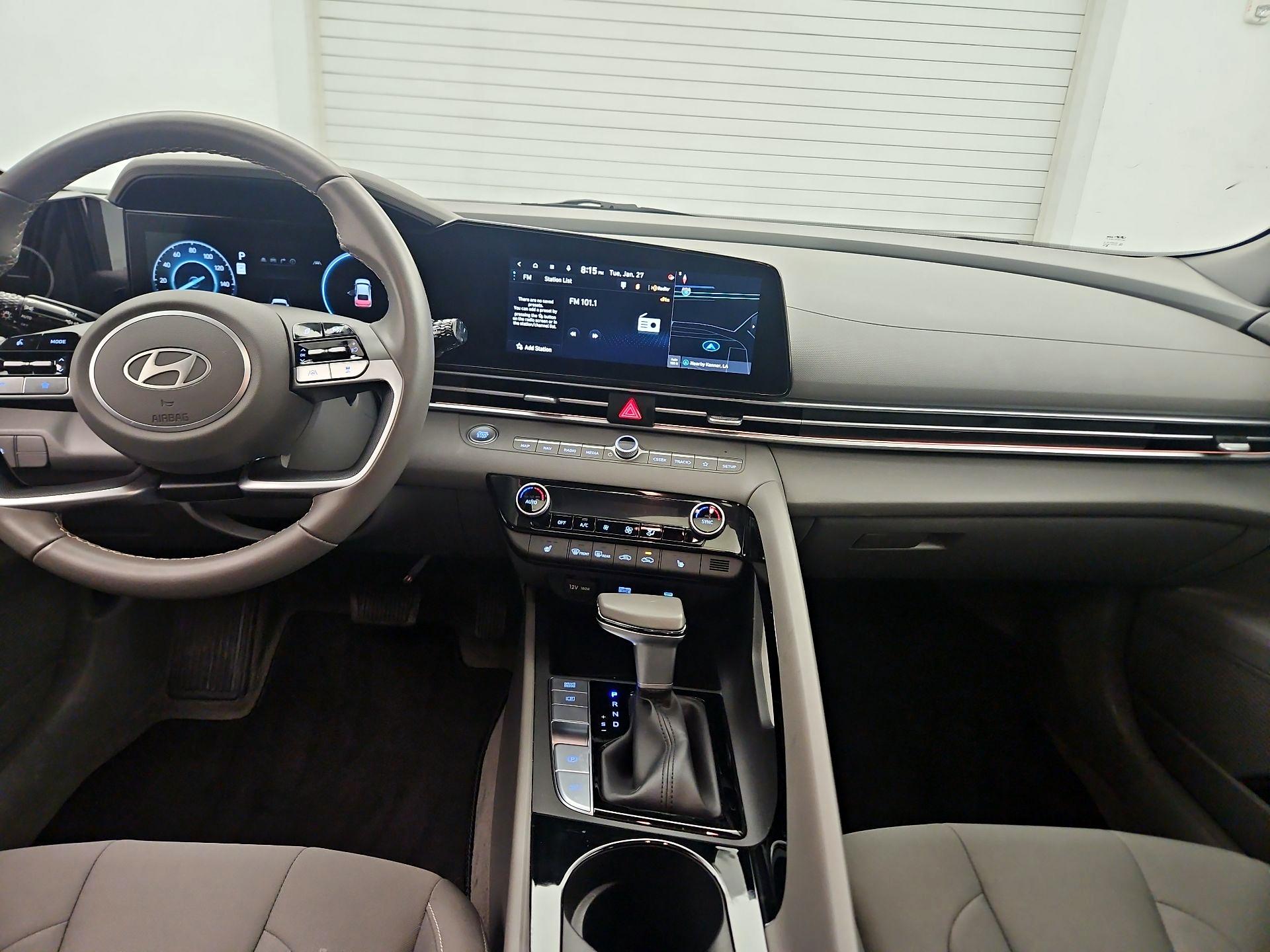 Thumbnail: 2024 Hyundai Elantra - 9