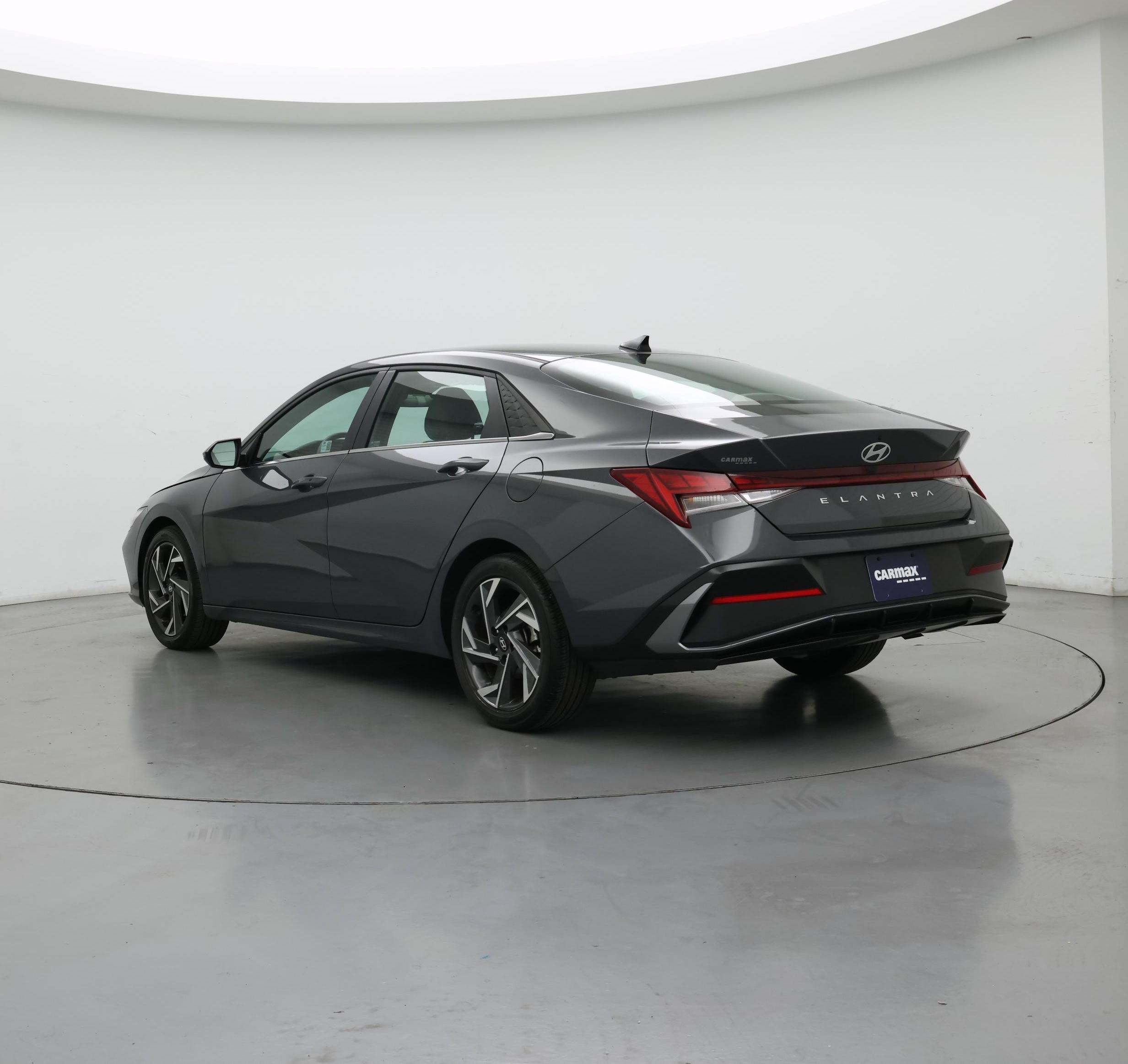 Thumbnail: 2024 Hyundai Elantra - 2