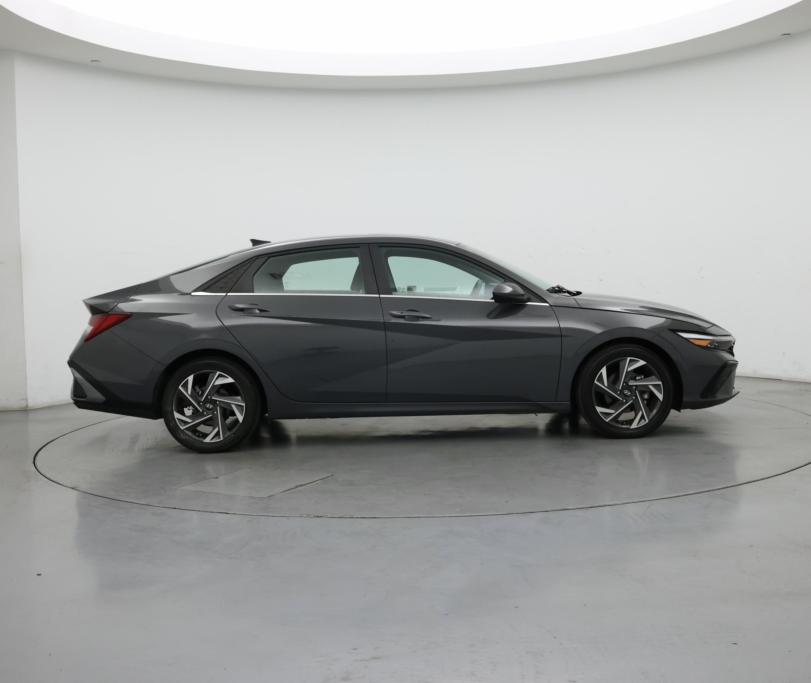 Thumbnail: 2024 Hyundai Elantra - 7