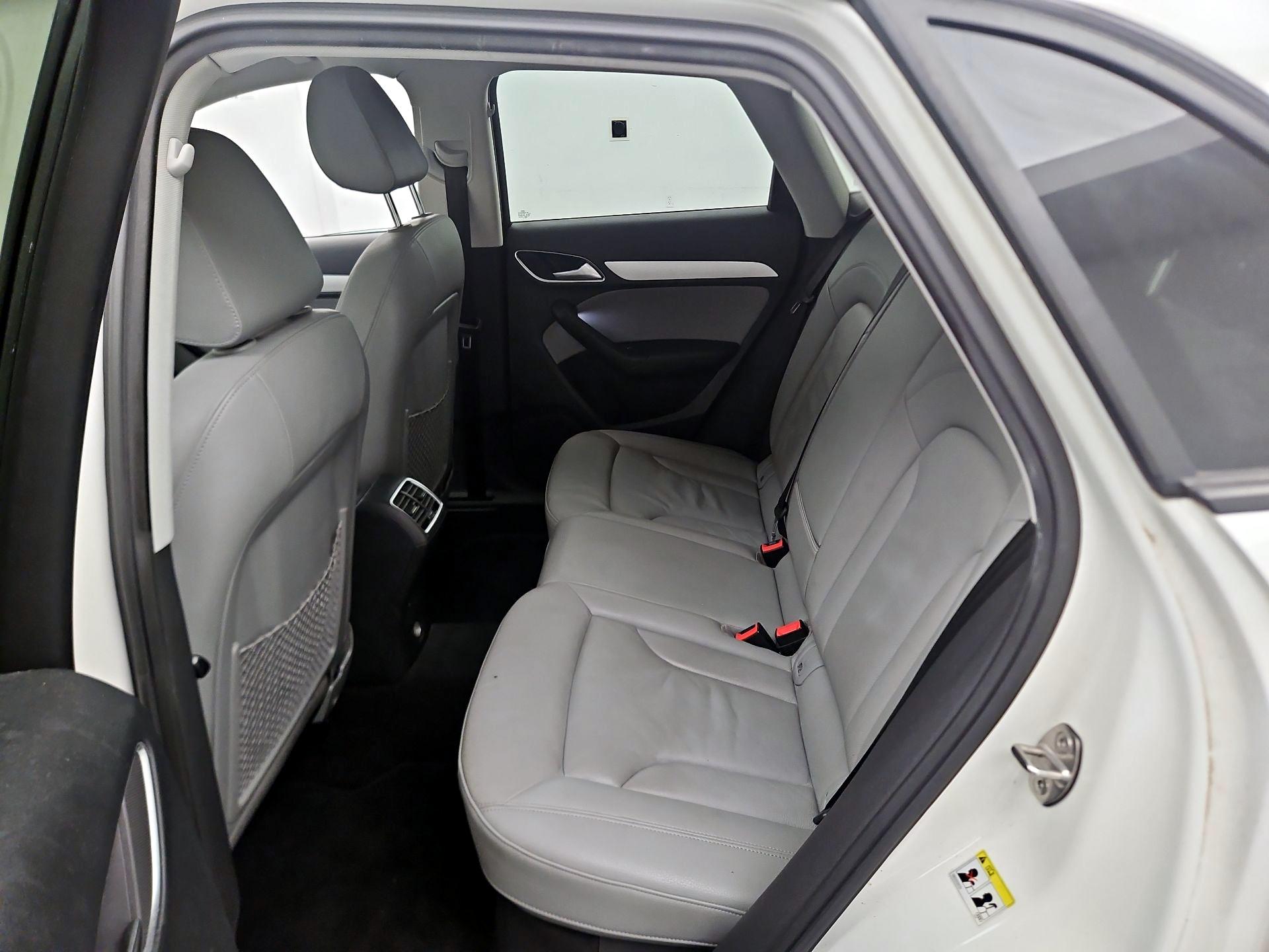 Thumbnail: 2017 Audi Q3 - 16