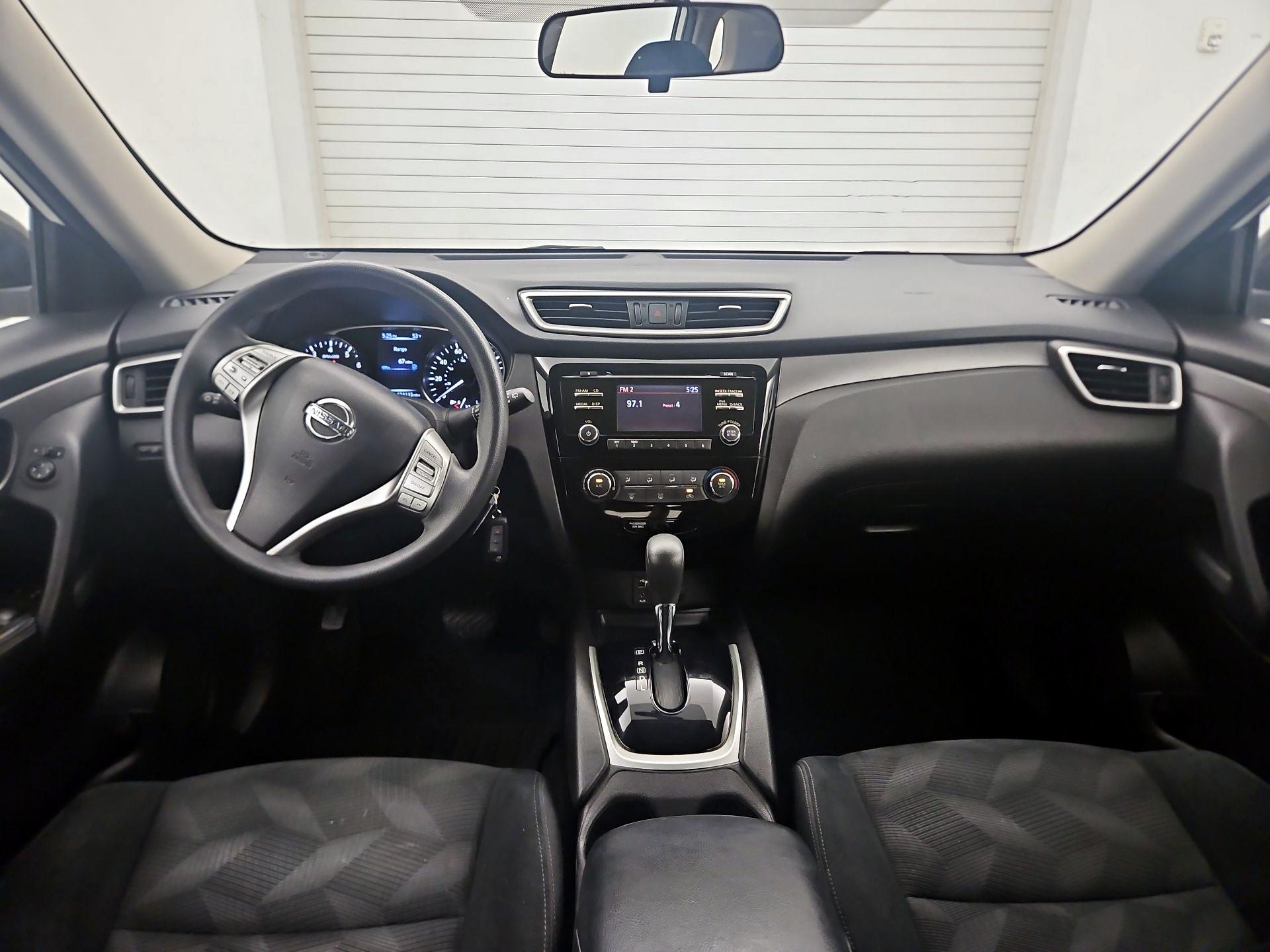 Thumbnail: 2015 Nissan Rogue - 9