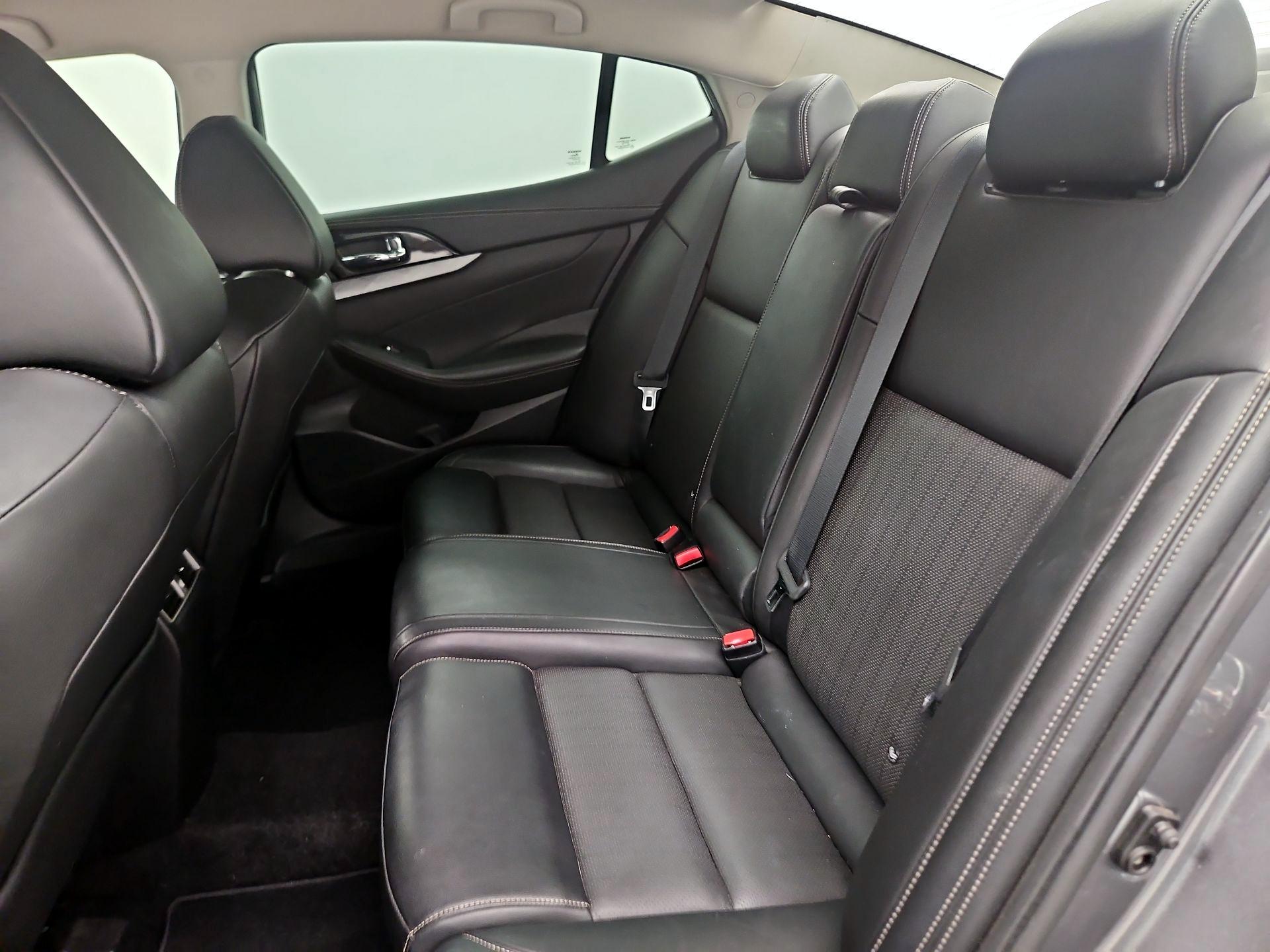 Thumbnail: 2018 Nissan Maxima - 16