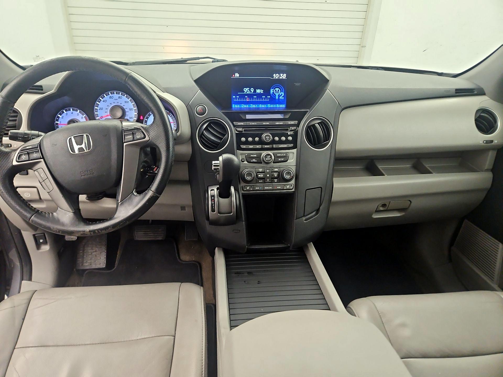 Thumbnail: 2015 Honda Pilot - 9