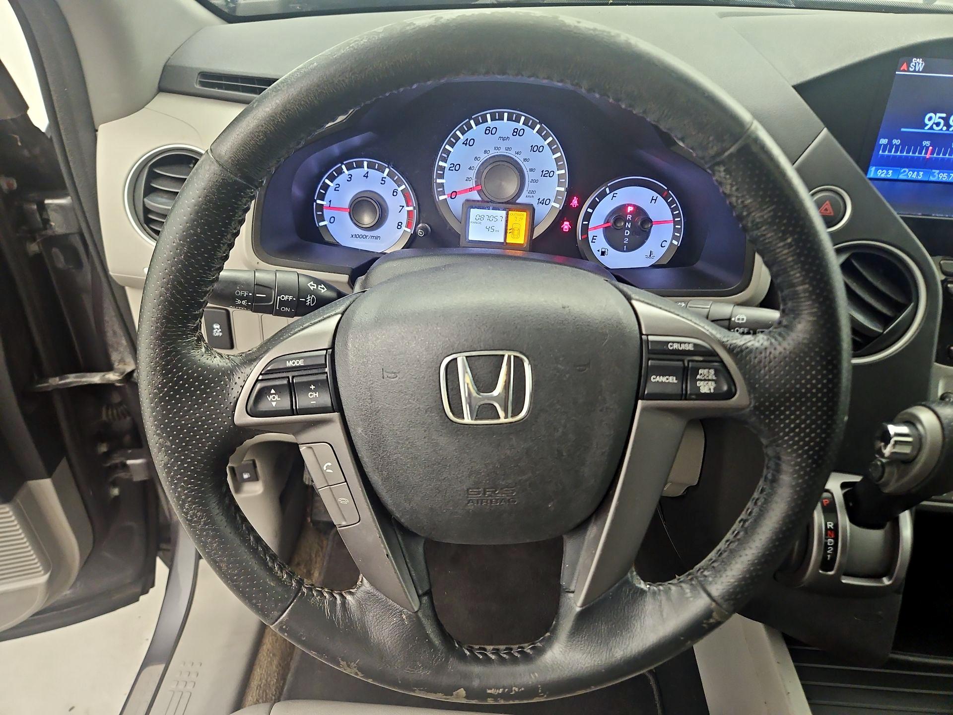 Thumbnail: 2015 Honda Pilot - 10