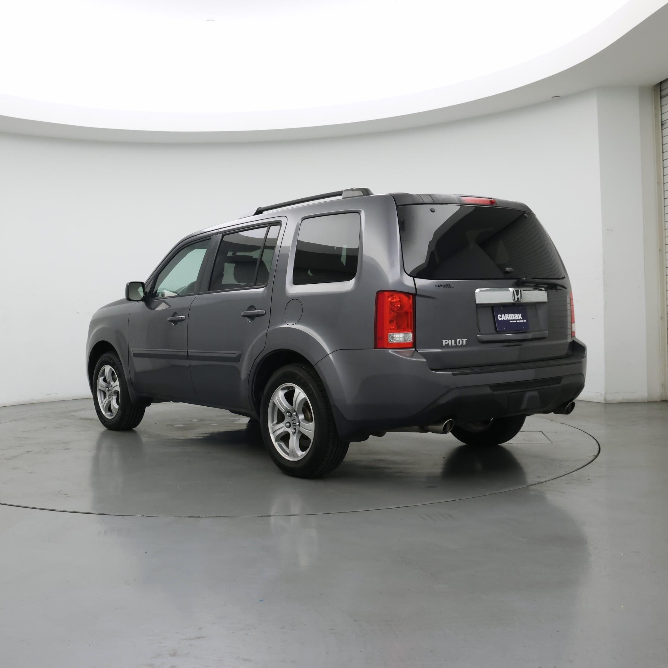 Thumbnail: 2015 Honda Pilot - 2