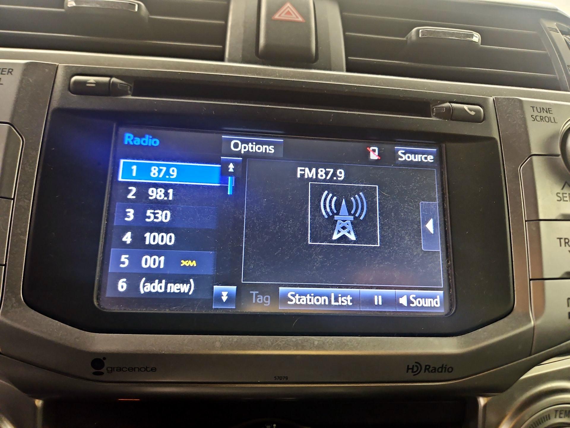 Thumbnail: 2015 Toyota 4Runner - 15