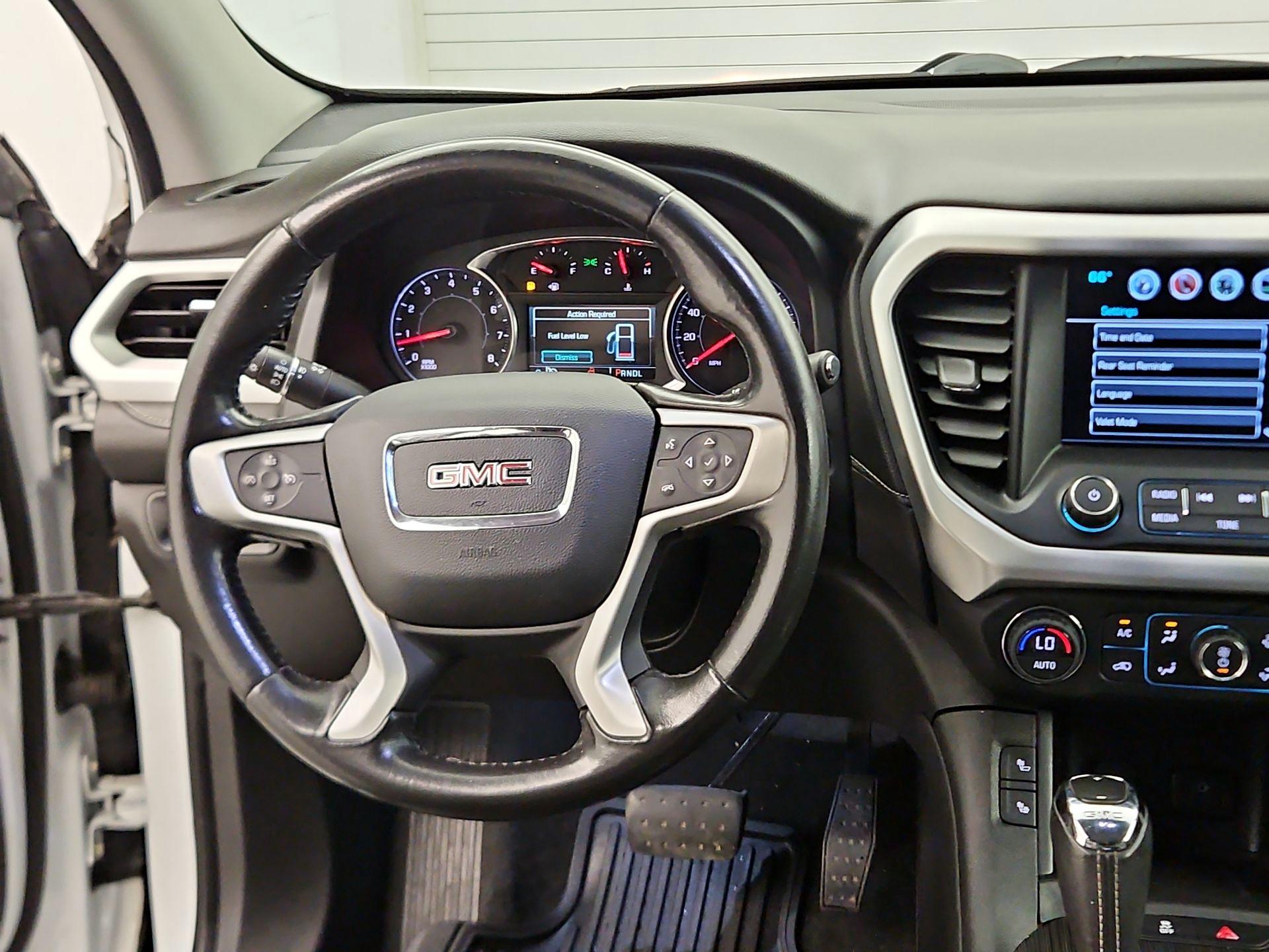 Thumbnail: 2019 GMC Acadia - 10