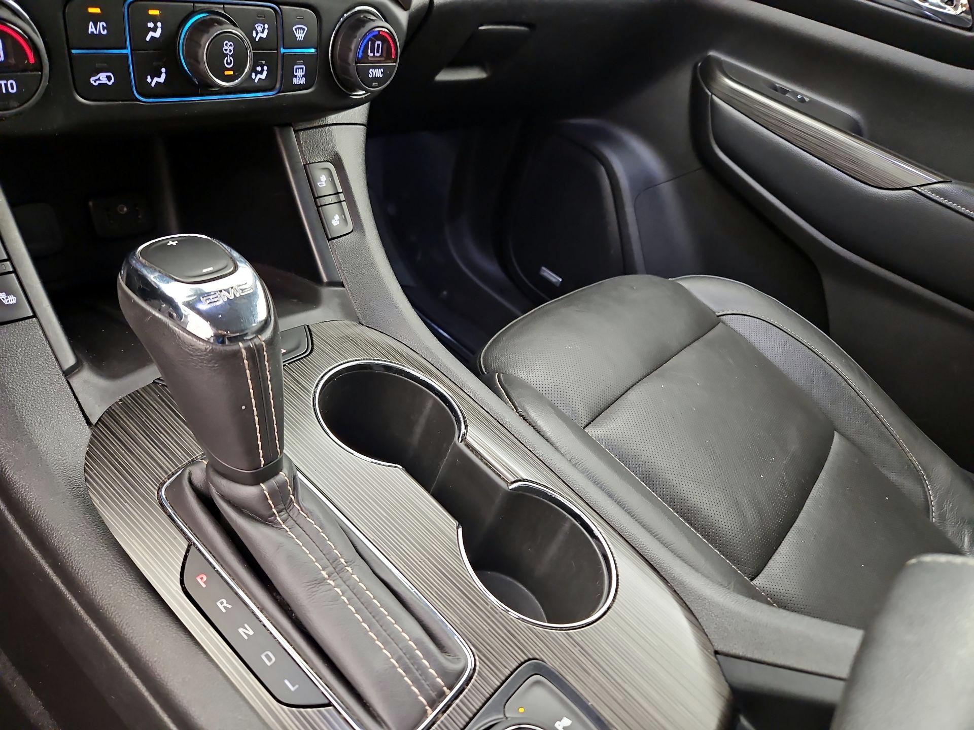 Thumbnail: 2019 GMC Acadia - 15