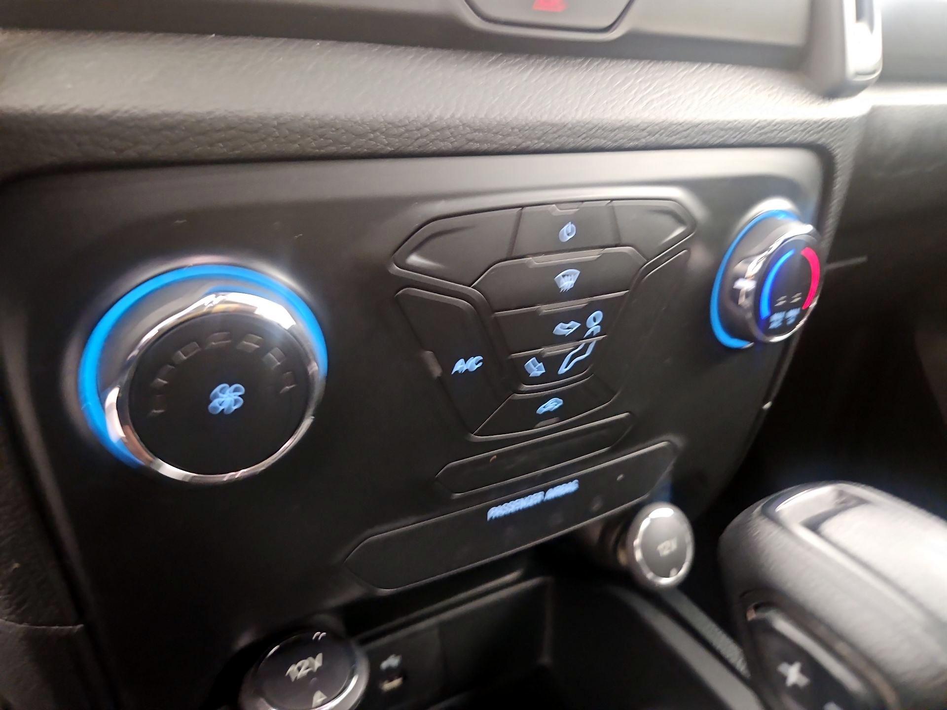 Thumbnail: 2021 Ford Ranger - 16