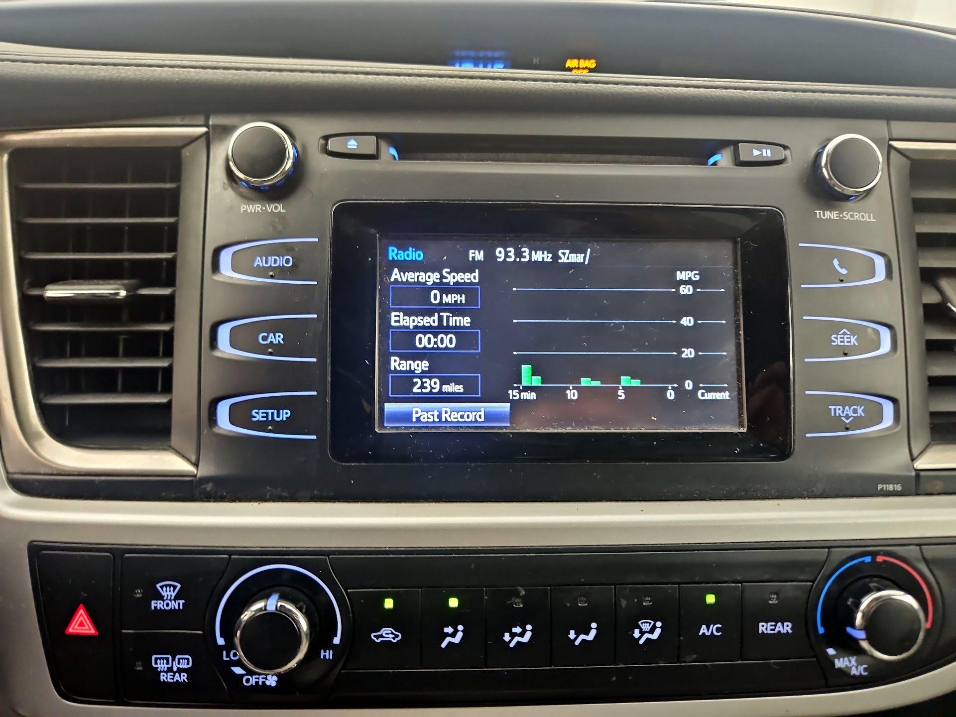 Thumbnail: 2019 Toyota Highlander - 13