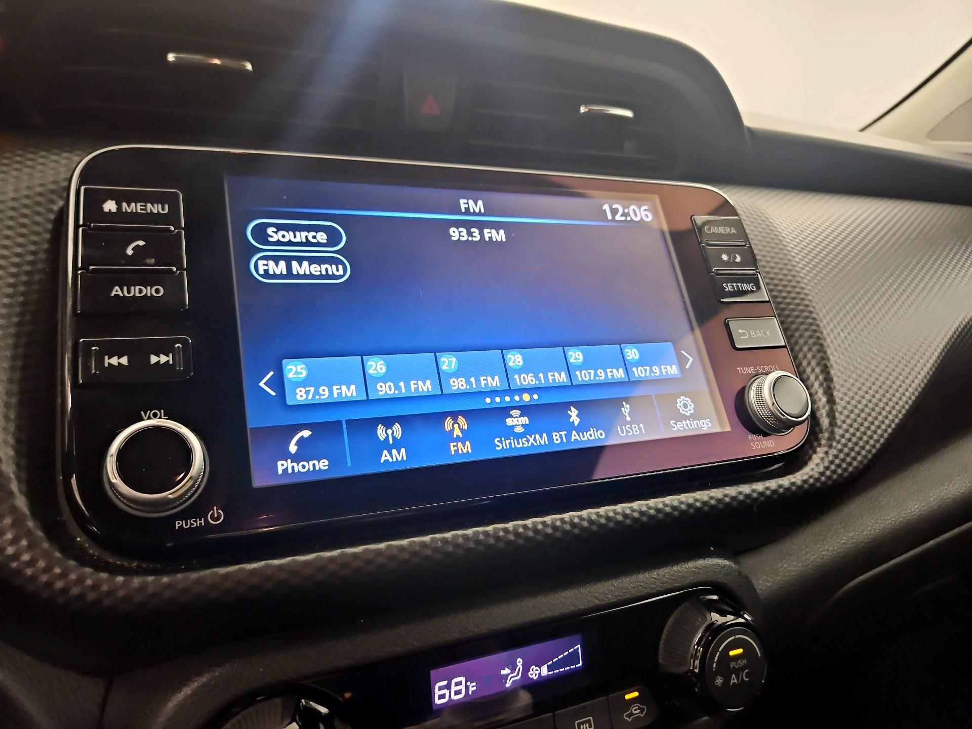 Thumbnail: 2022 Nissan Kicks - 14