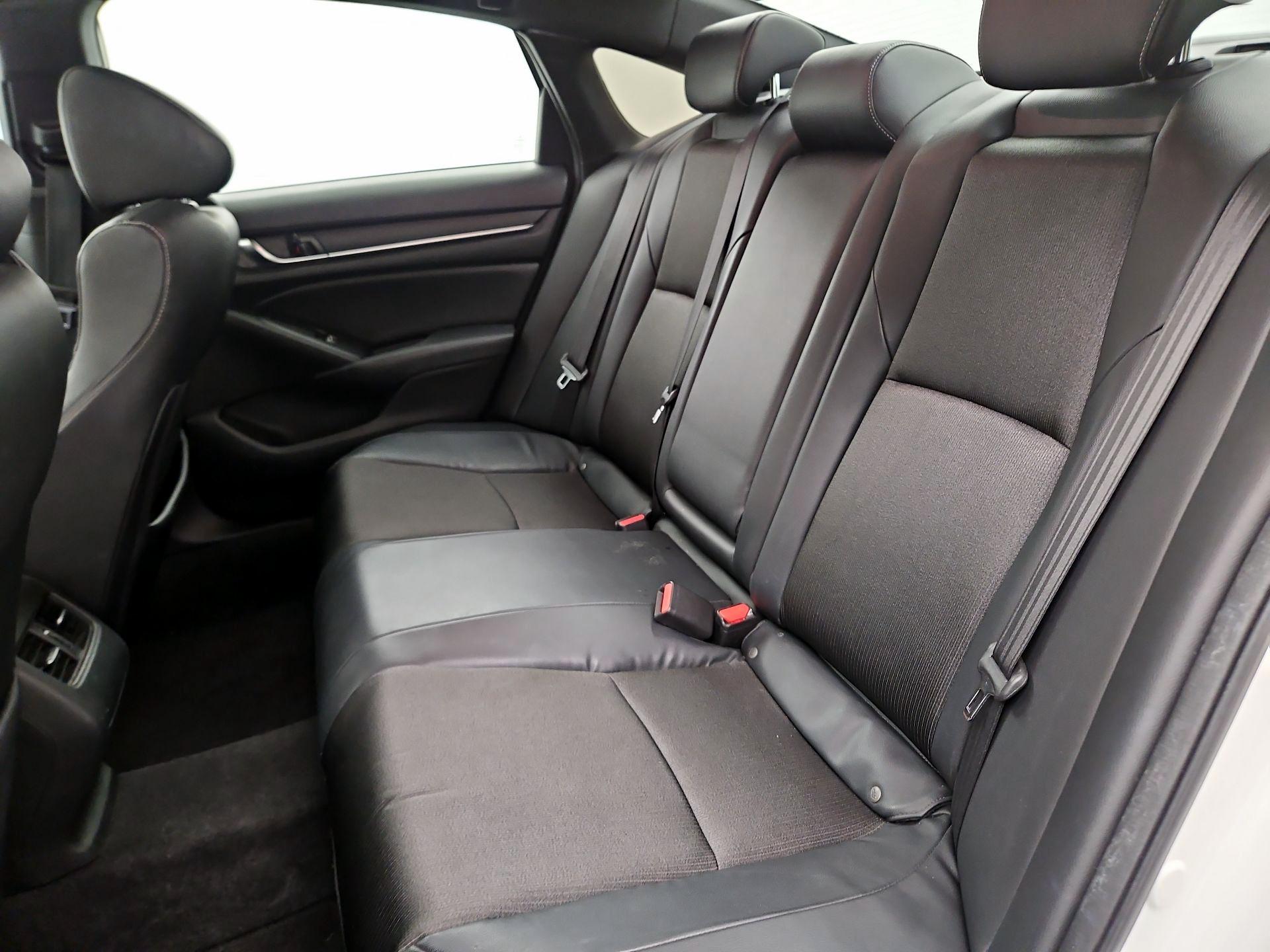 Thumbnail: 2018 Honda Accord - 19