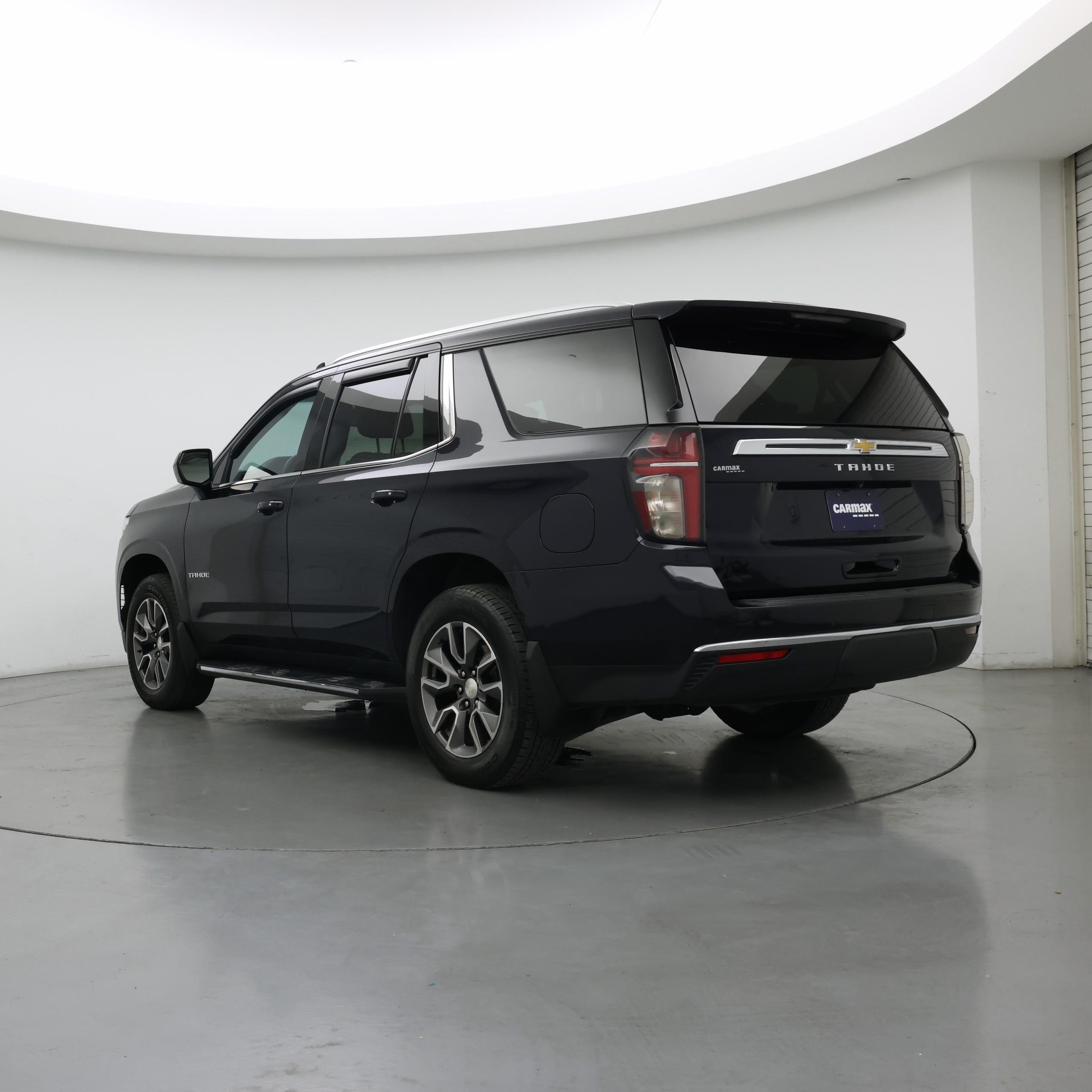 Thumbnail: 2022 Chevrolet Tahoe - 2