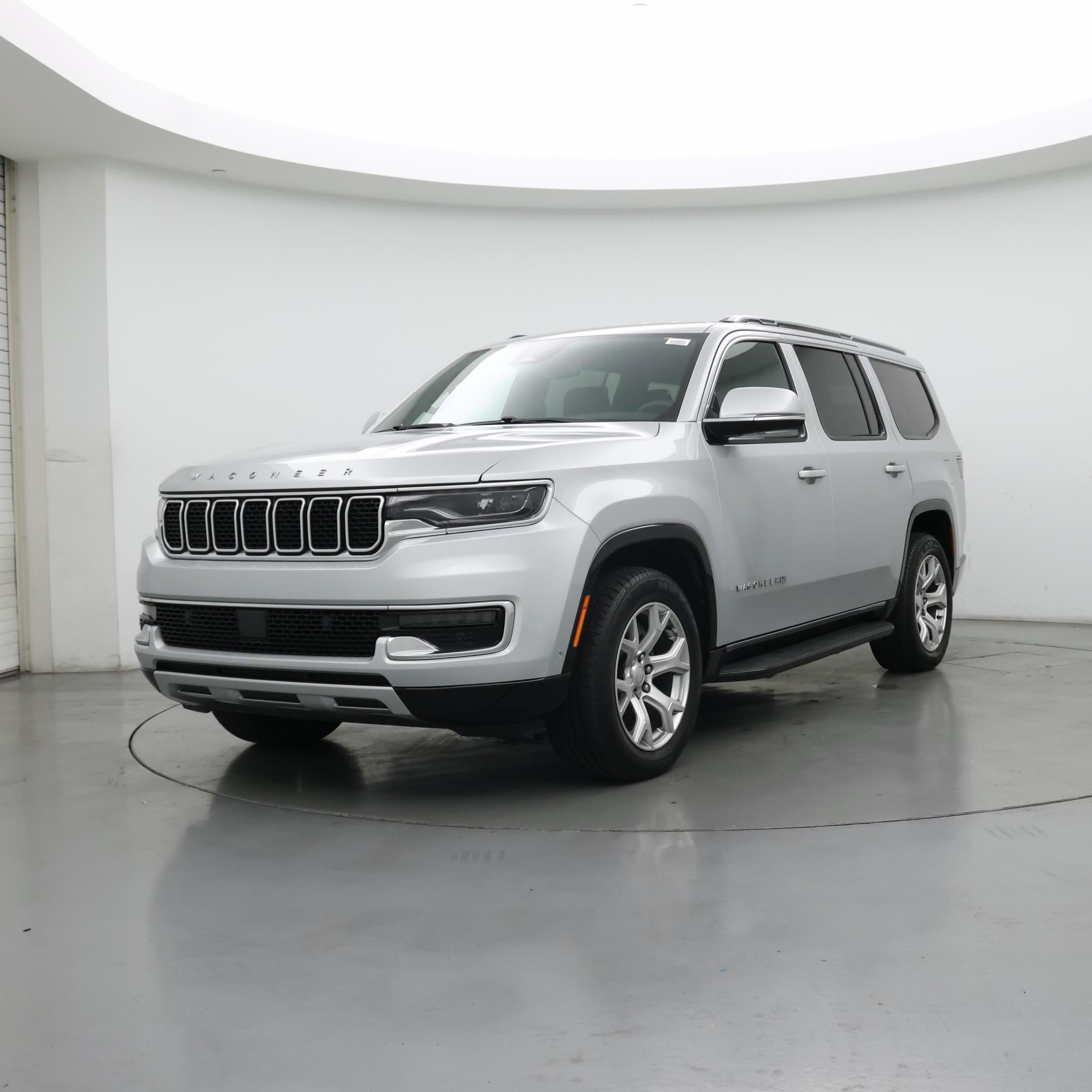 Thumbnail: 2022 Jeep Wagoneer - 4