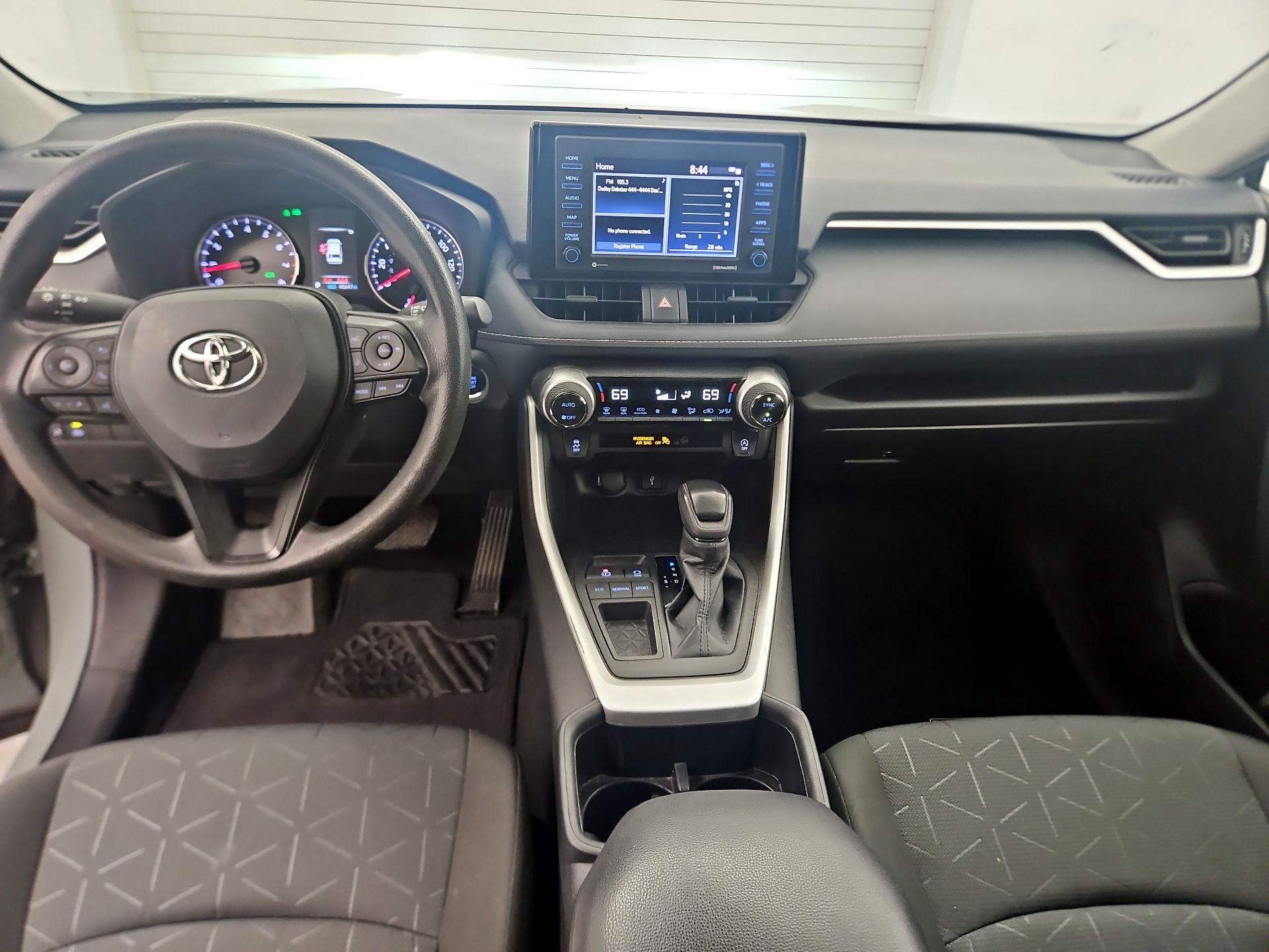 Thumbnail: 2022 Toyota RAV4 - 9