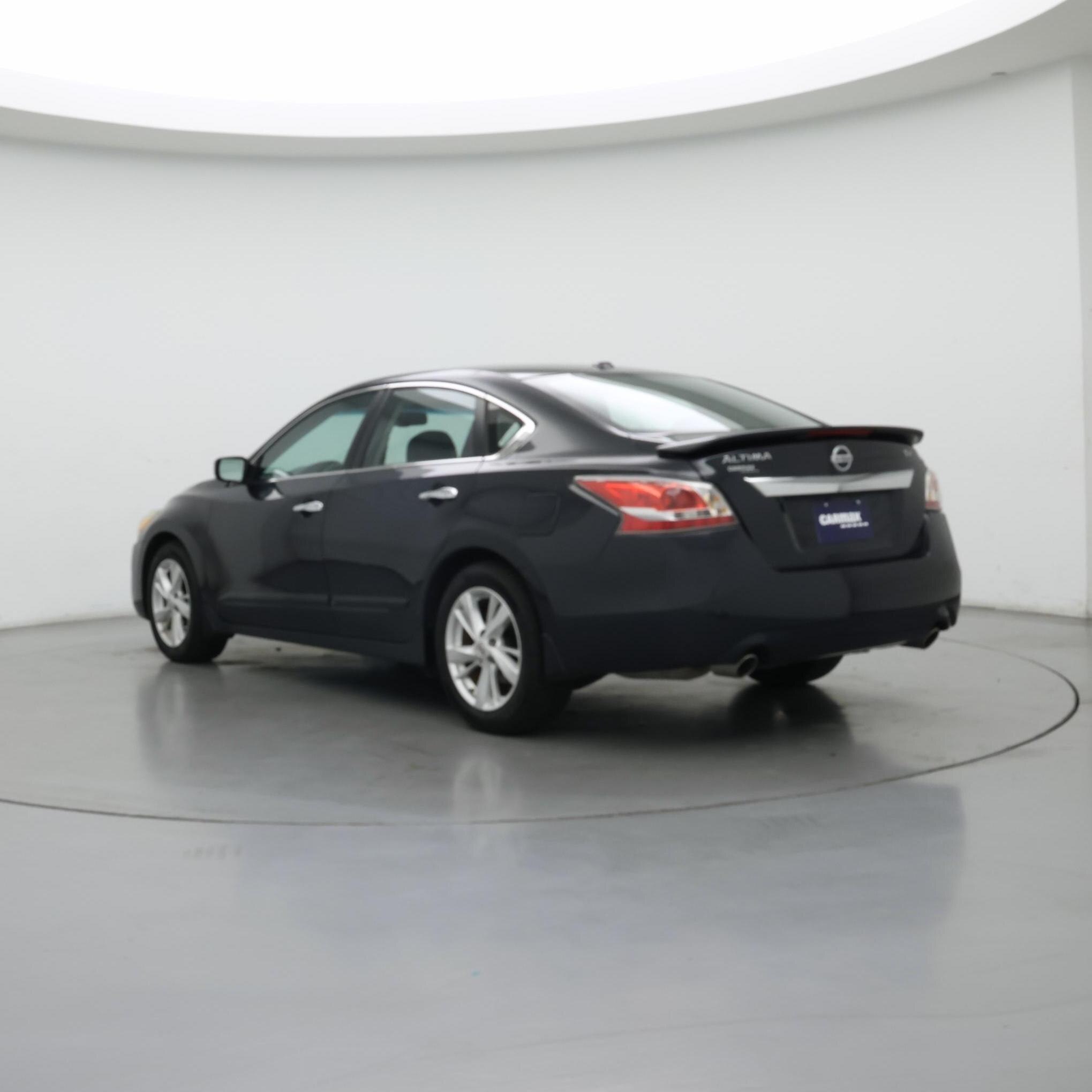 Thumbnail: 2015 Nissan Altima - 2