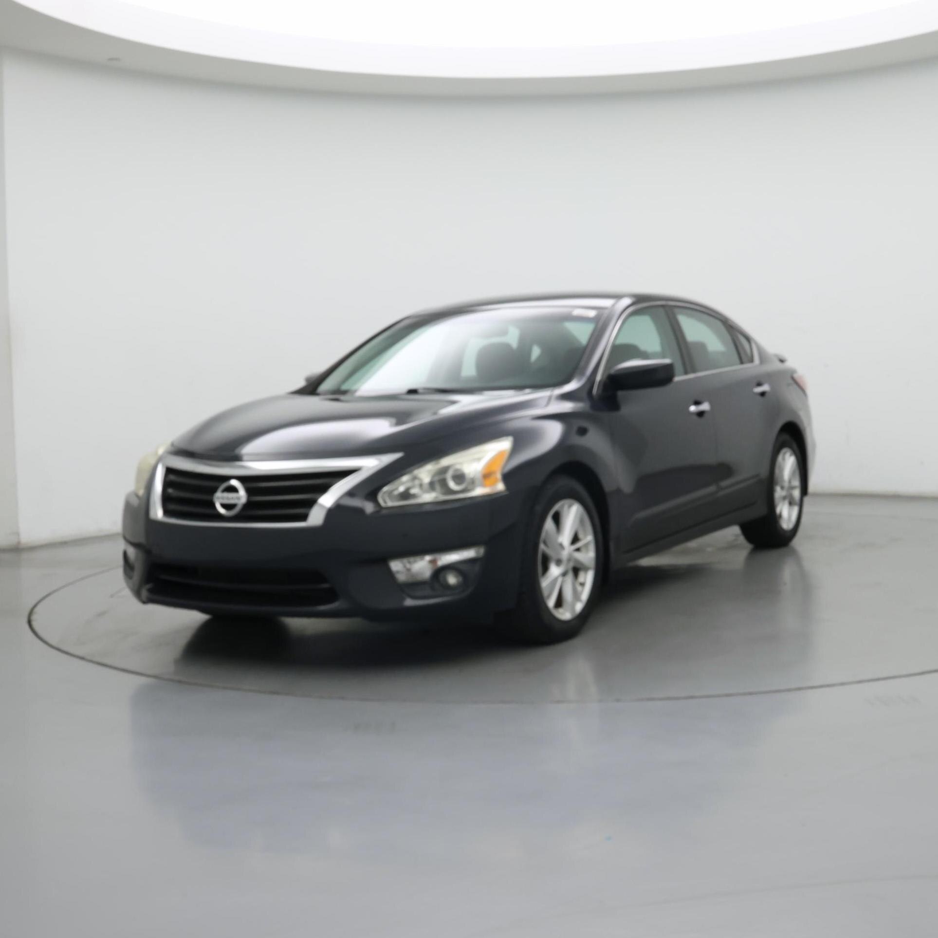 Thumbnail: 2015 Nissan Altima - 4