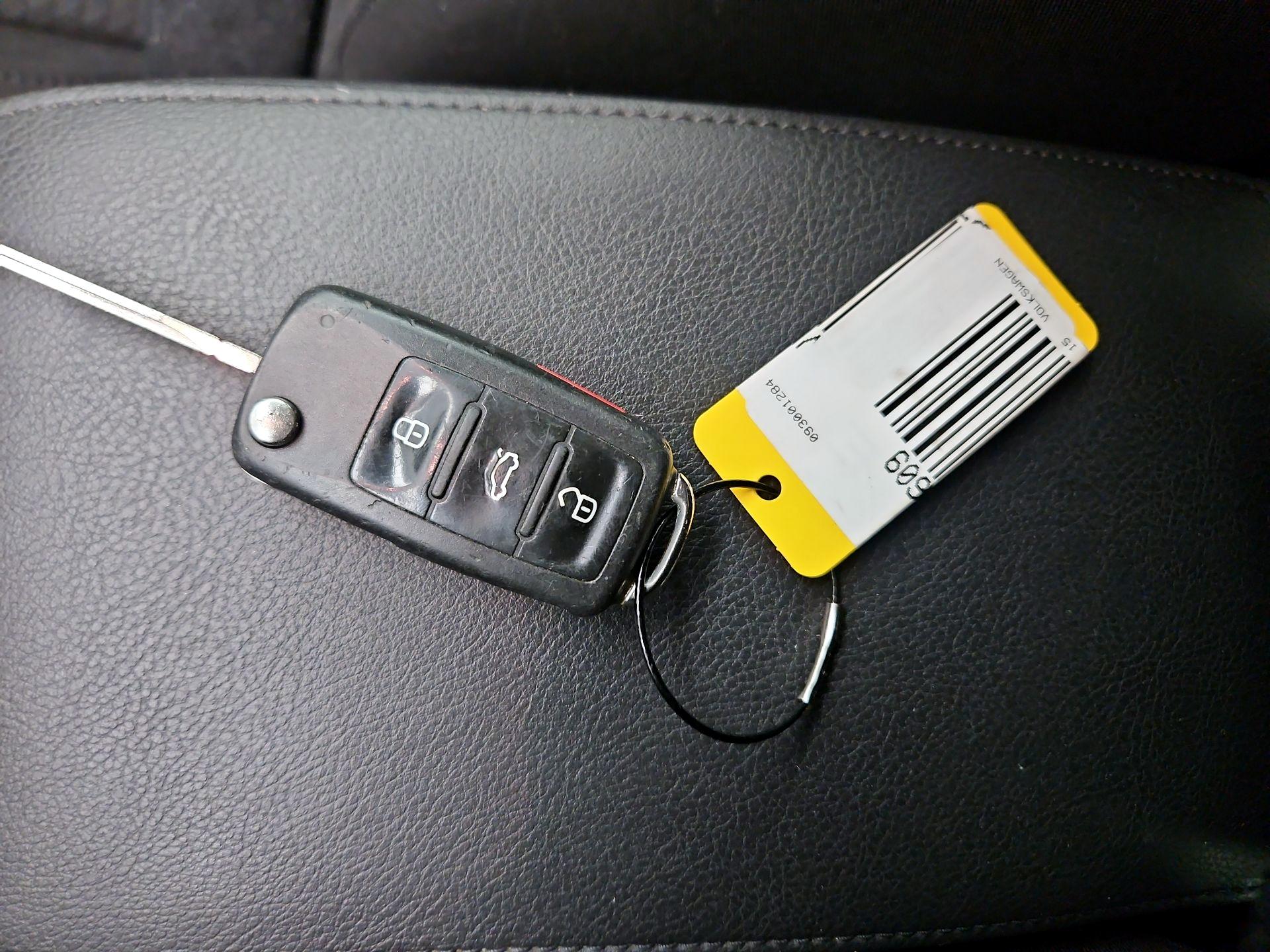 Thumbnail: 2015 Volkswagen Jetta - 19