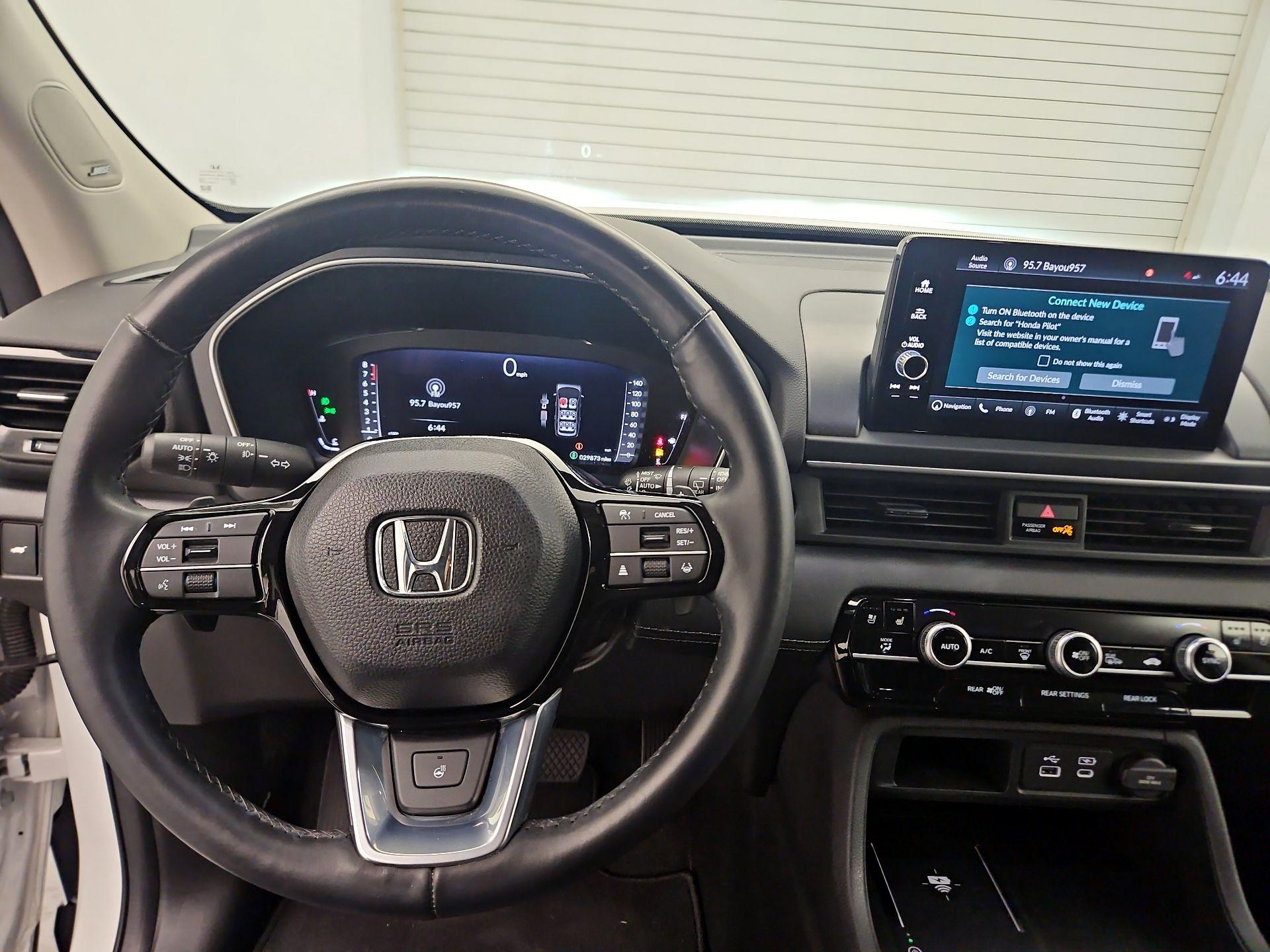 Thumbnail: 2023 Honda Pilot - 10