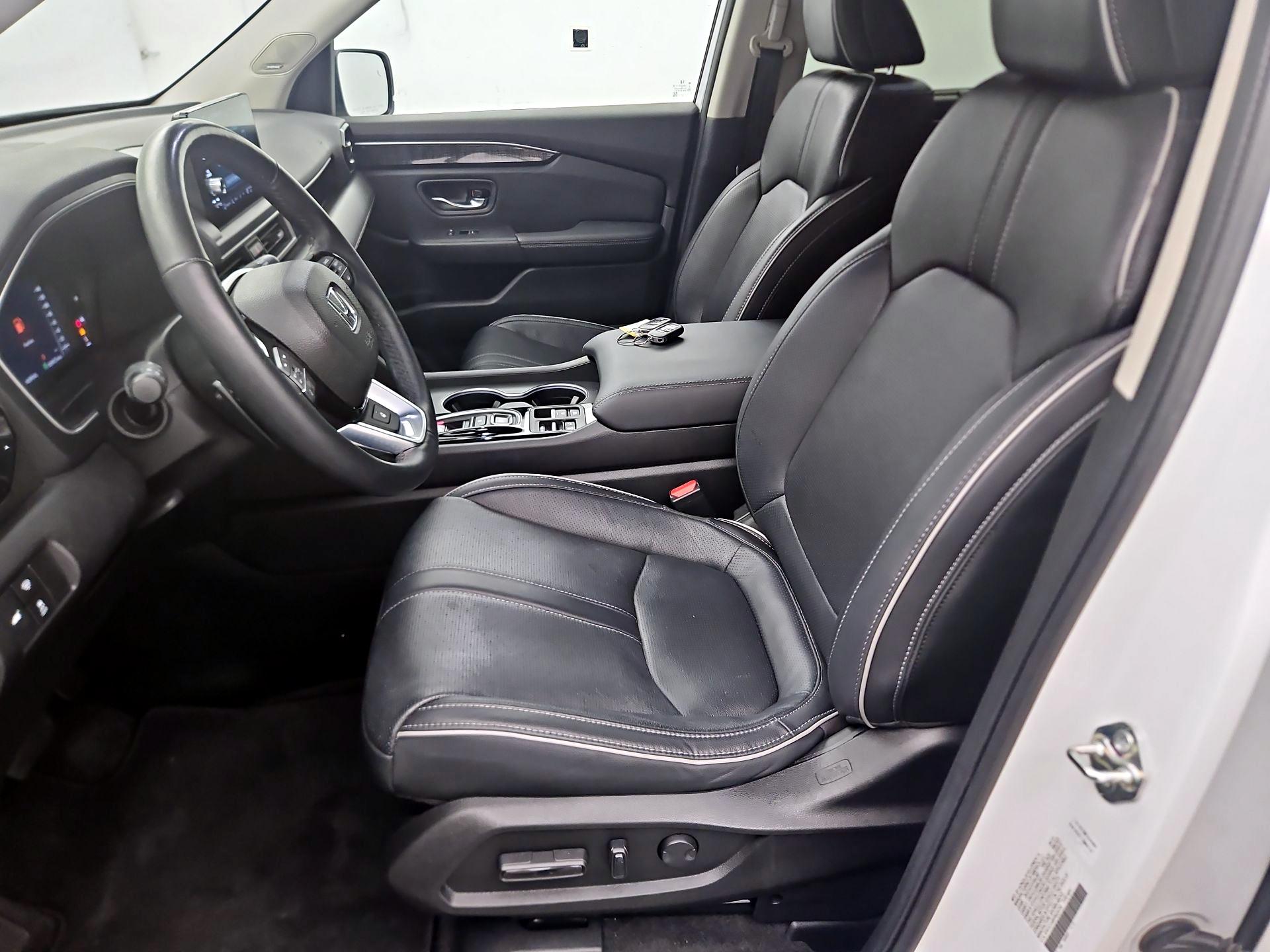 Thumbnail: 2023 Honda Pilot - 11