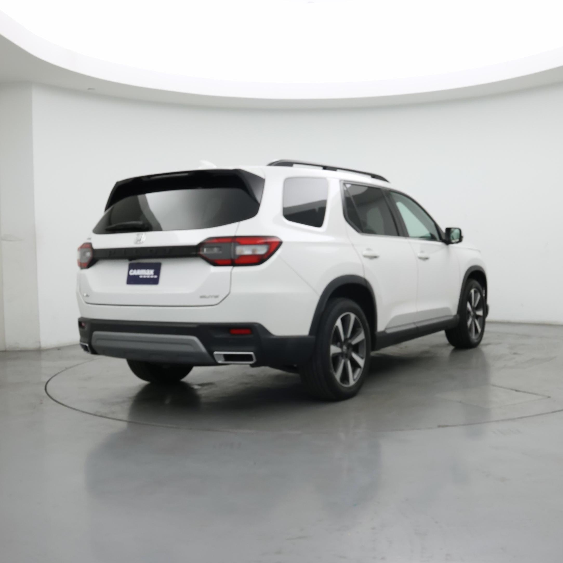 Thumbnail: 2023 Honda Pilot - 8