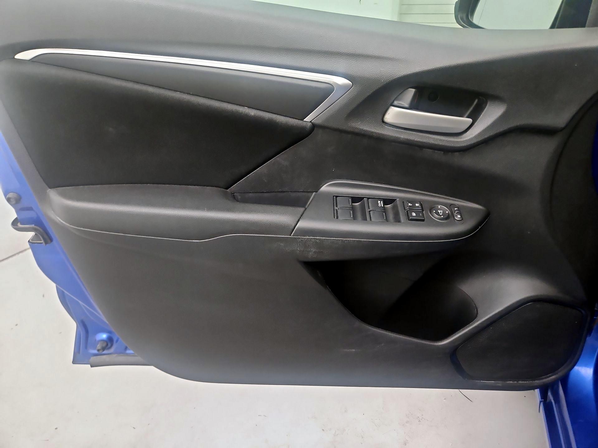 Thumbnail: 2015 Honda Fit - 12