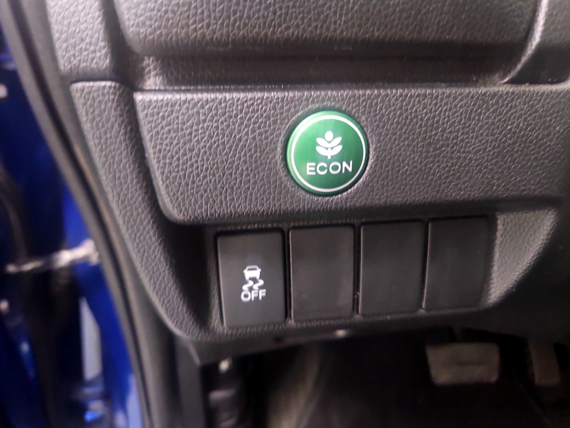 Thumbnail: 2015 Honda Fit - 13