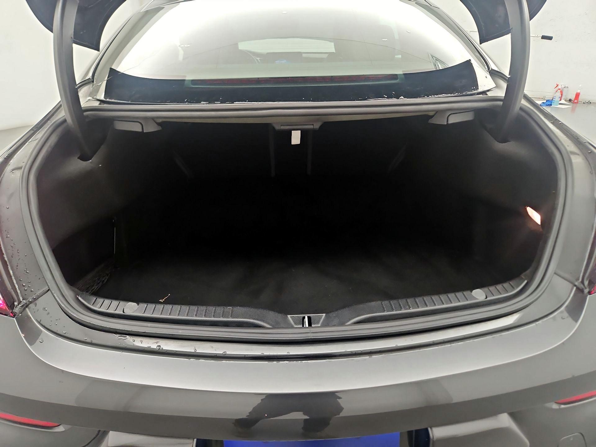 Thumbnail: 2019 Mercedes-Benz C-Class - 17