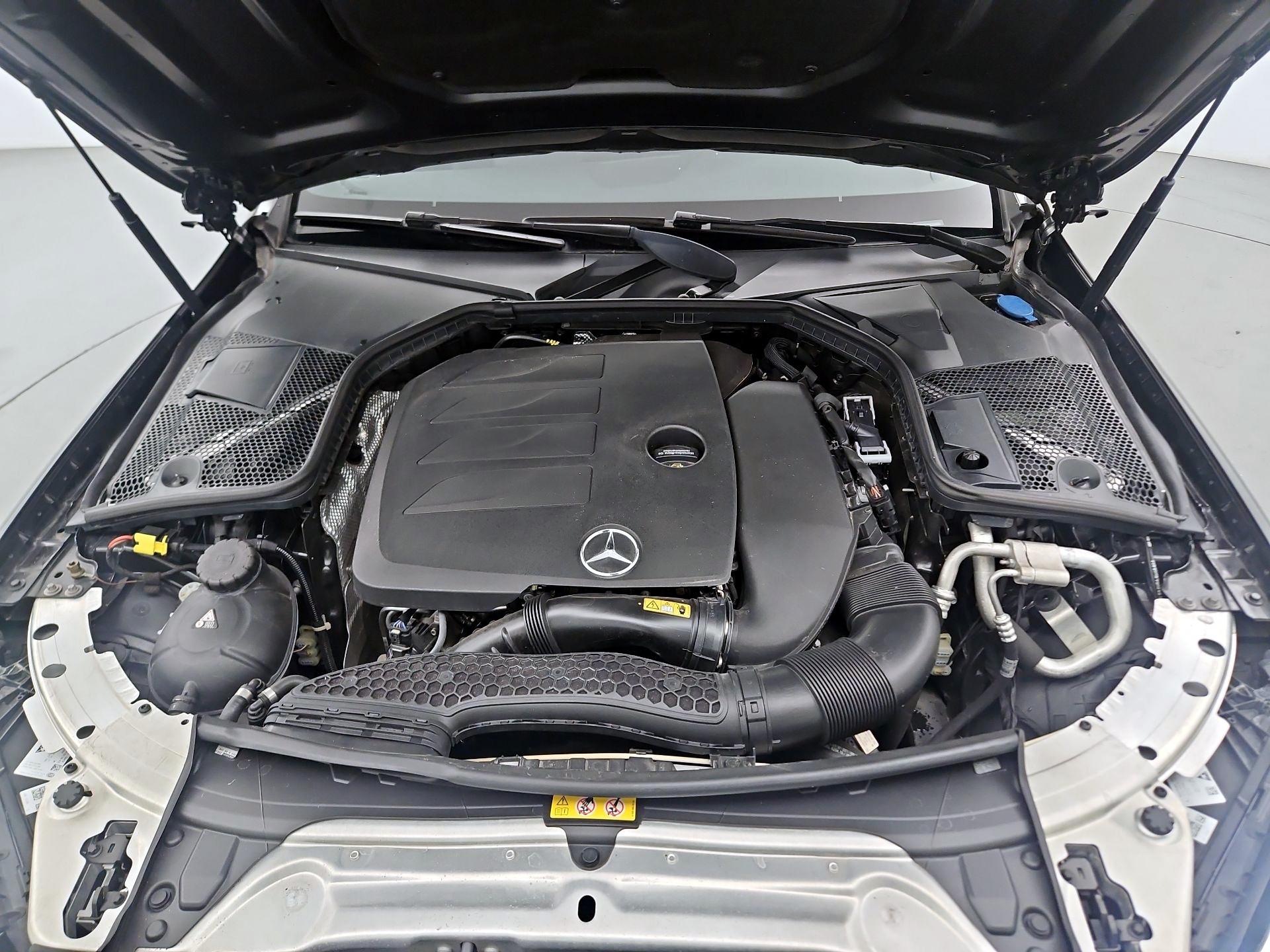 Thumbnail: 2019 Mercedes-Benz C-Class - 18