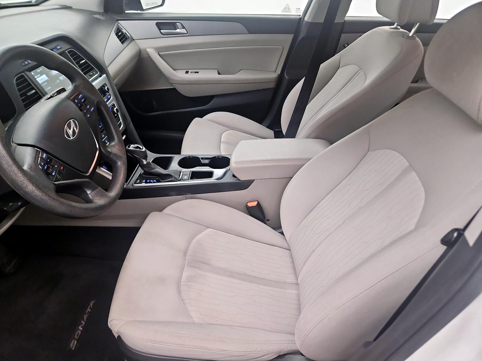 Thumbnail: 2017 Hyundai Sonata - 11