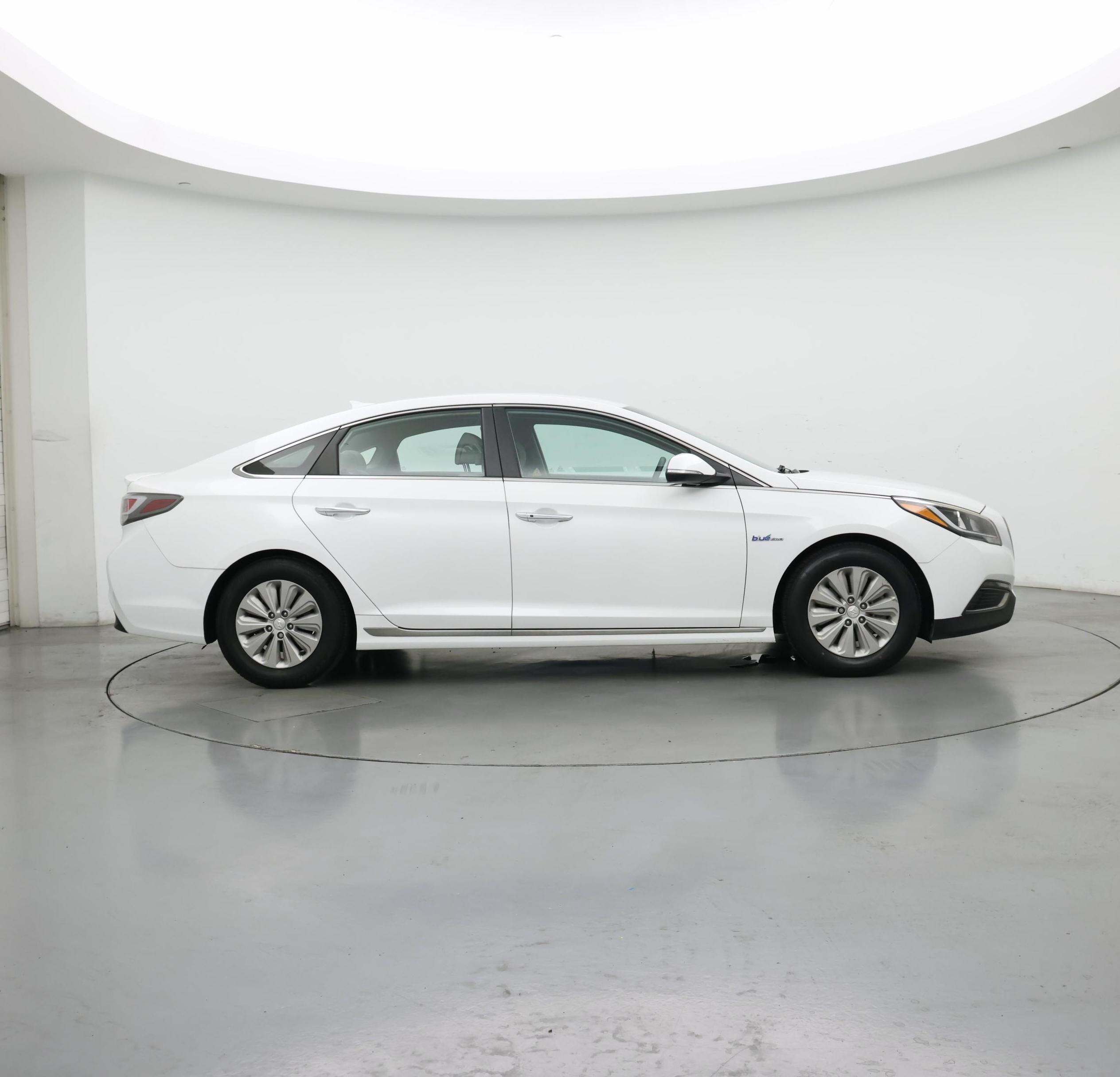 Thumbnail: 2017 Hyundai Sonata - 7