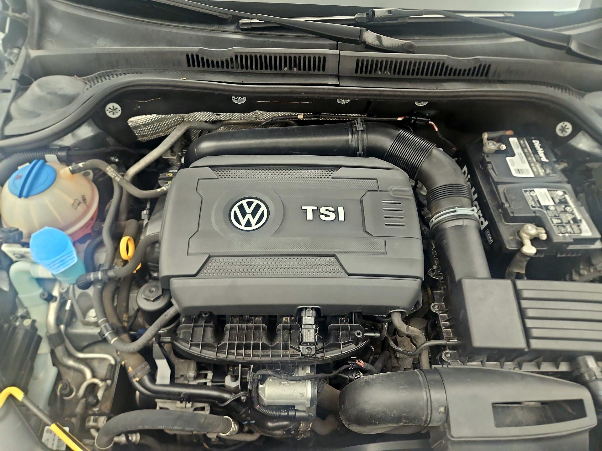 Thumbnail: 2017 Volkswagen Jetta - 18