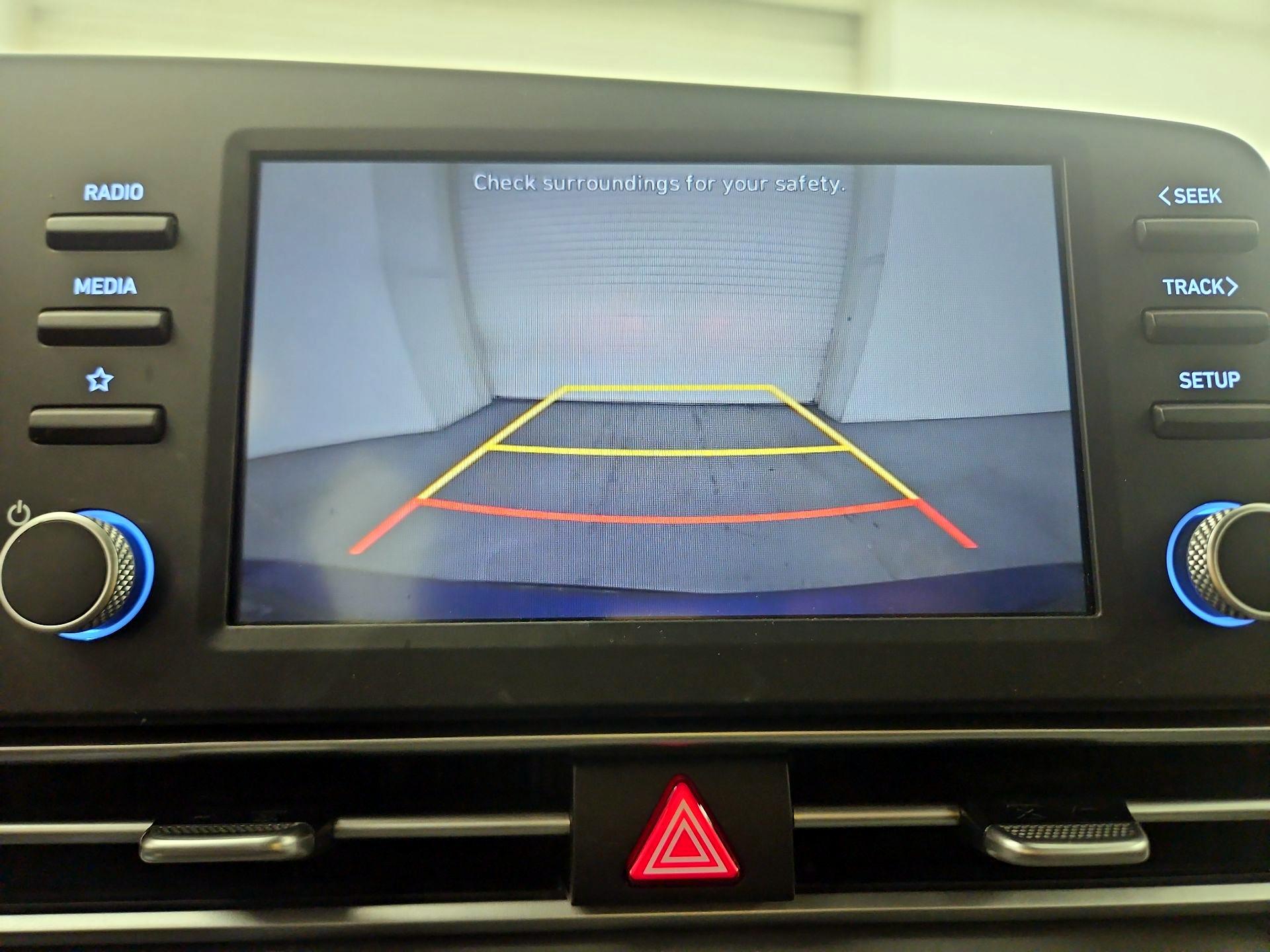 Thumbnail: 2021 Hyundai Elantra - 14