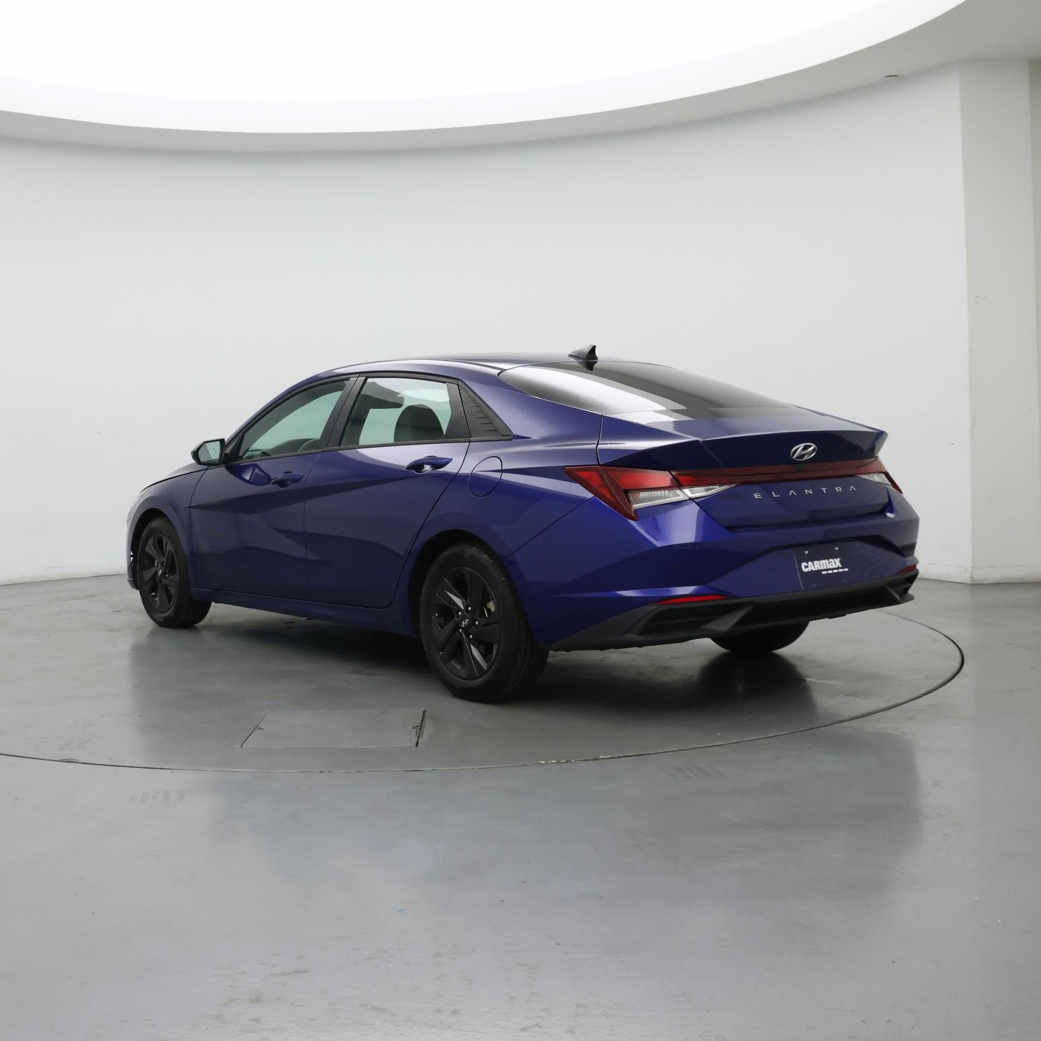 Thumbnail: 2021 Hyundai Elantra - 2