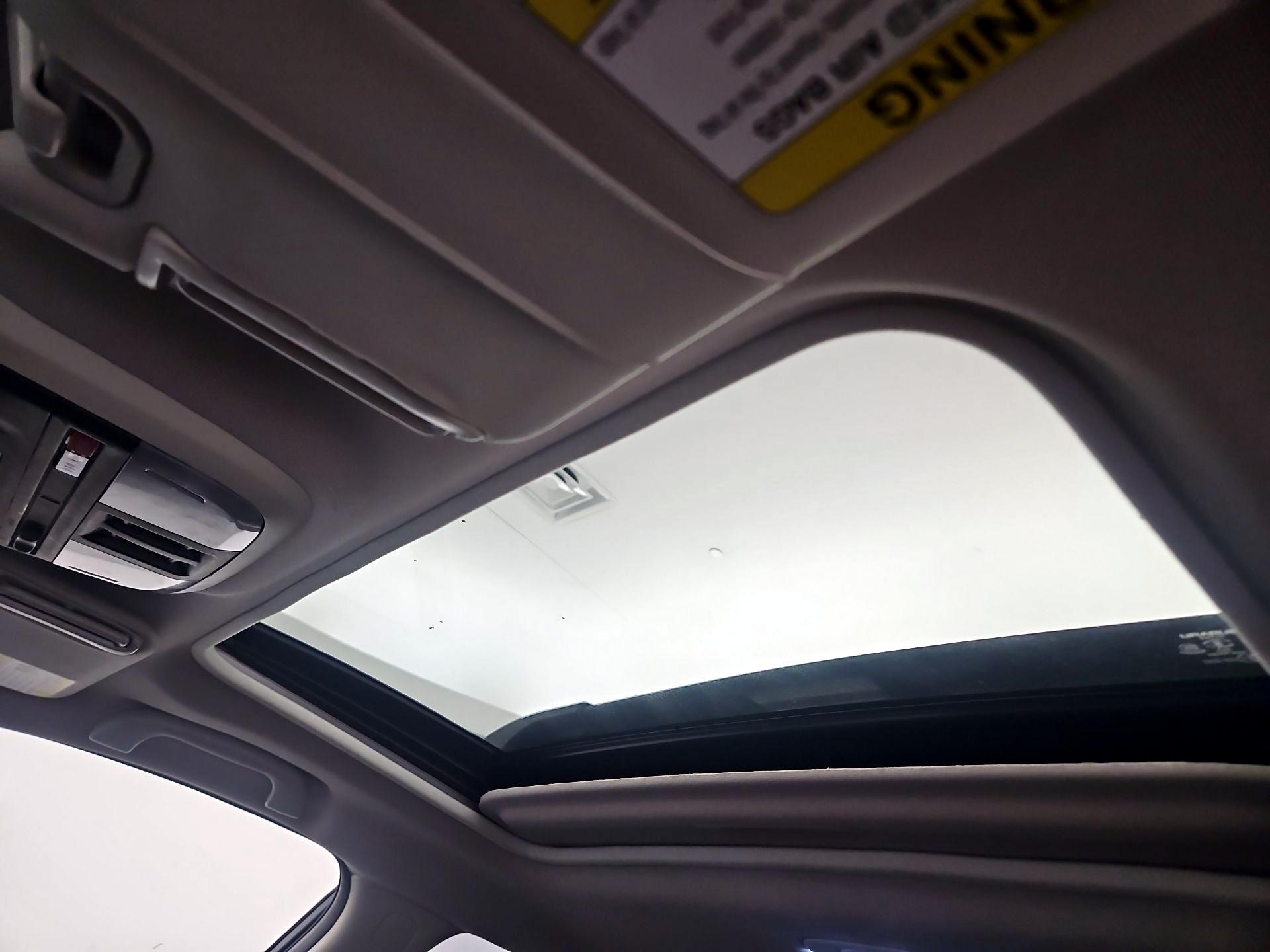 Thumbnail: 2019 Subaru Crosstrek - 18