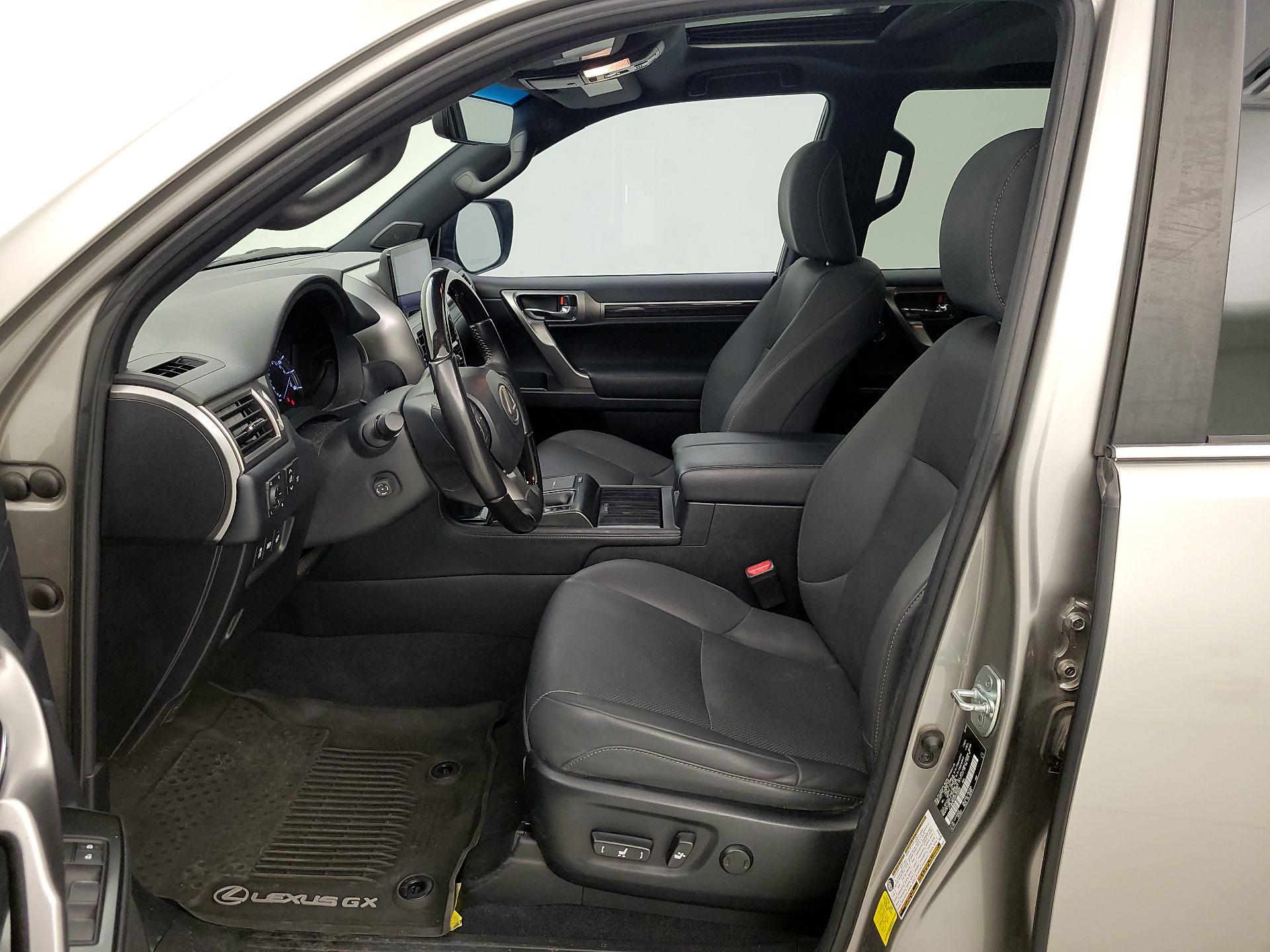 Thumbnail: 2023 Lexus GX - 11
