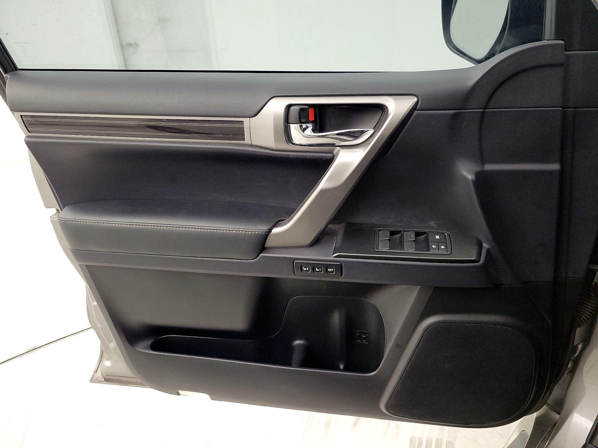 Thumbnail: 2023 Lexus GX - 12