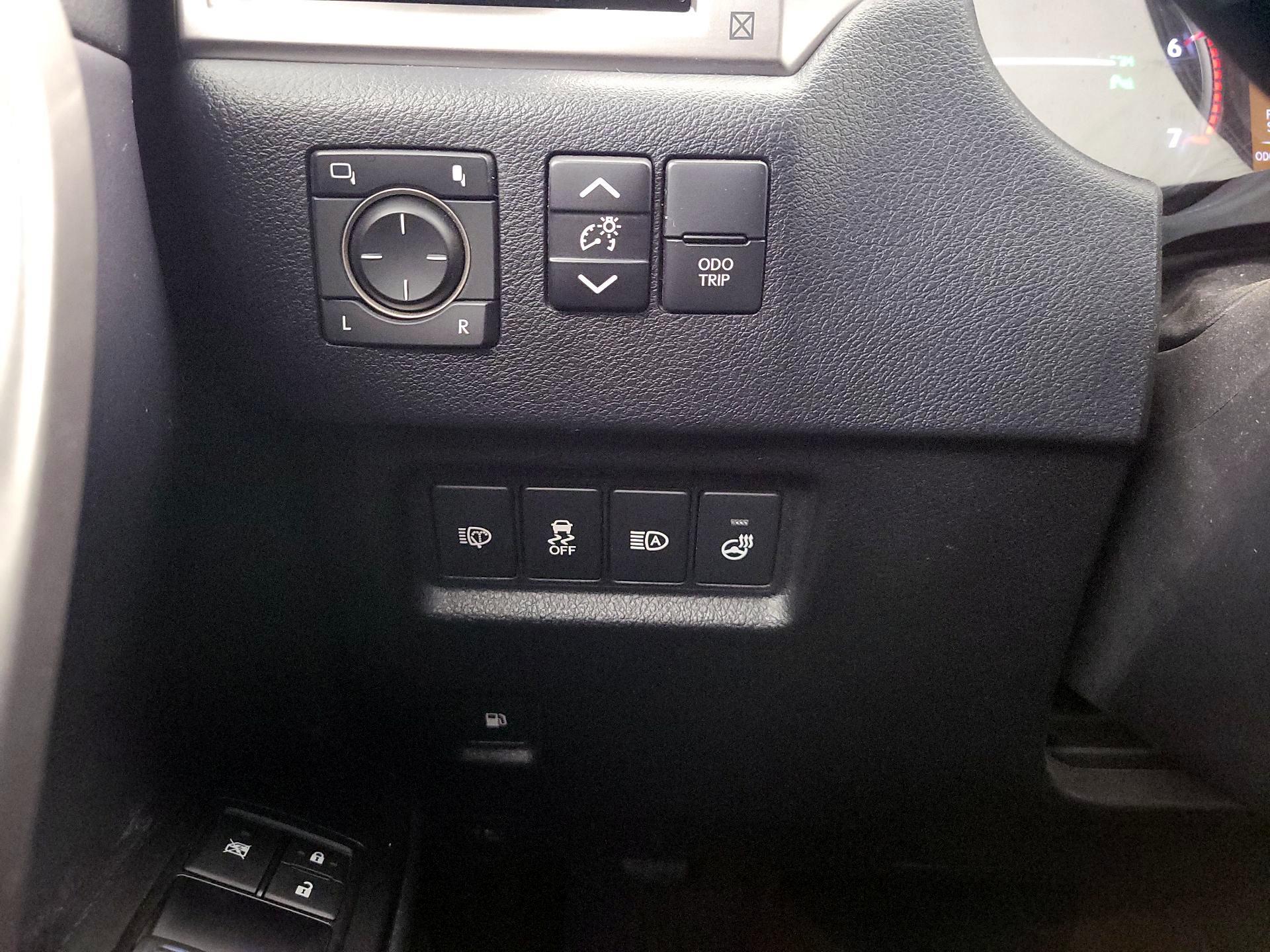 Thumbnail: 2023 Lexus GX - 13