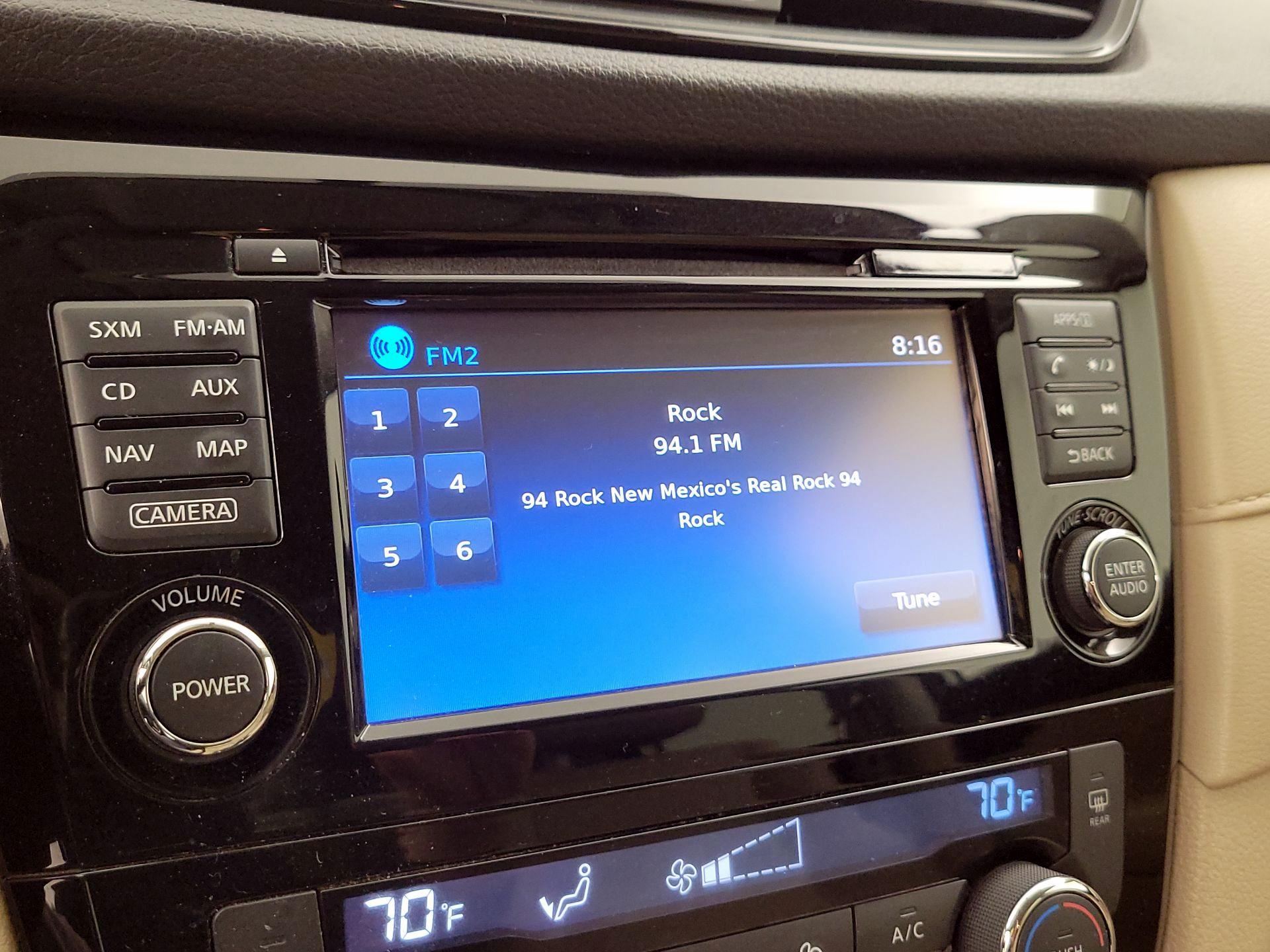 Thumbnail: 2017 Nissan Rogue - 13