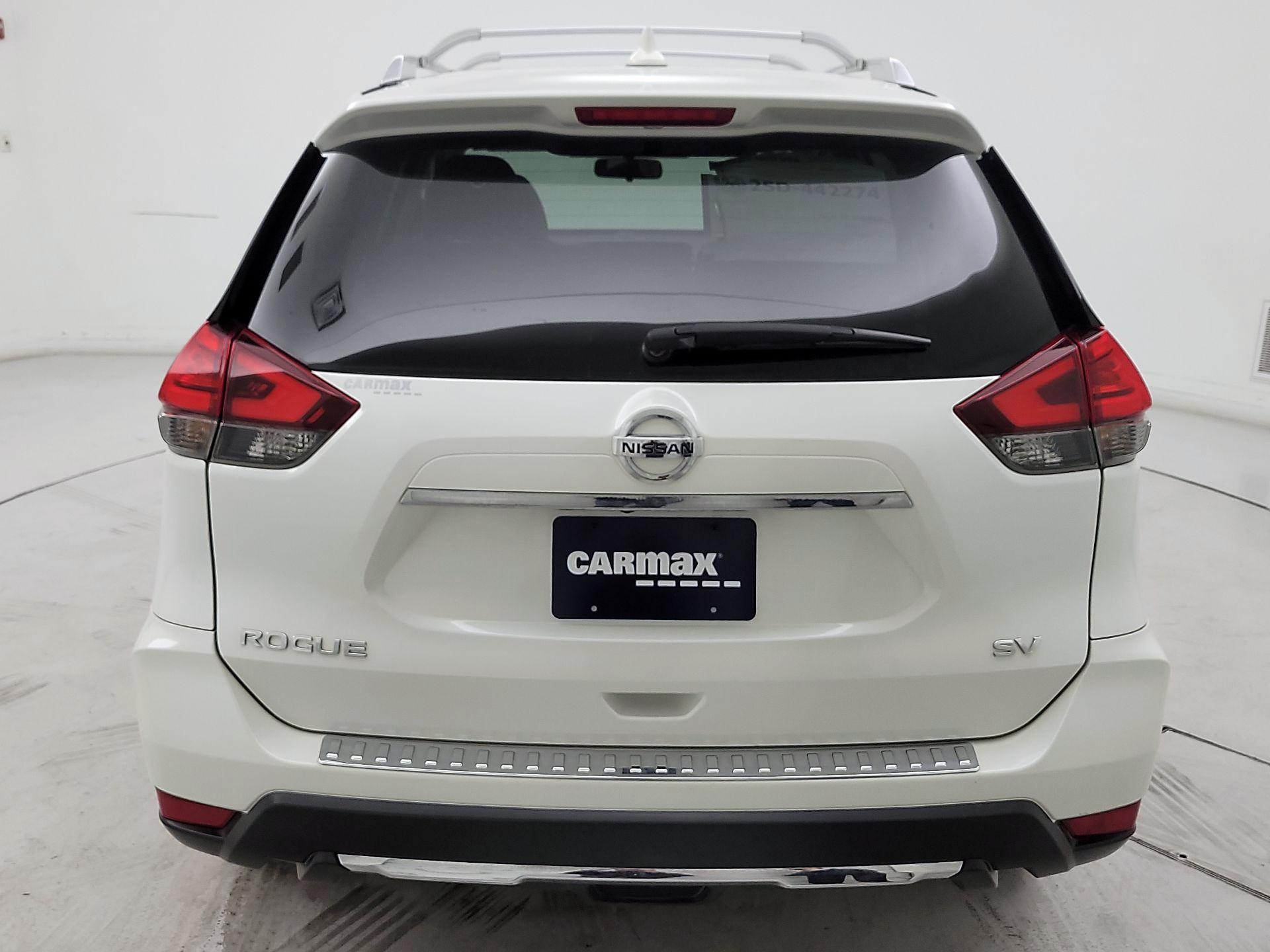 Thumbnail: 2017 Nissan Rogue - 6