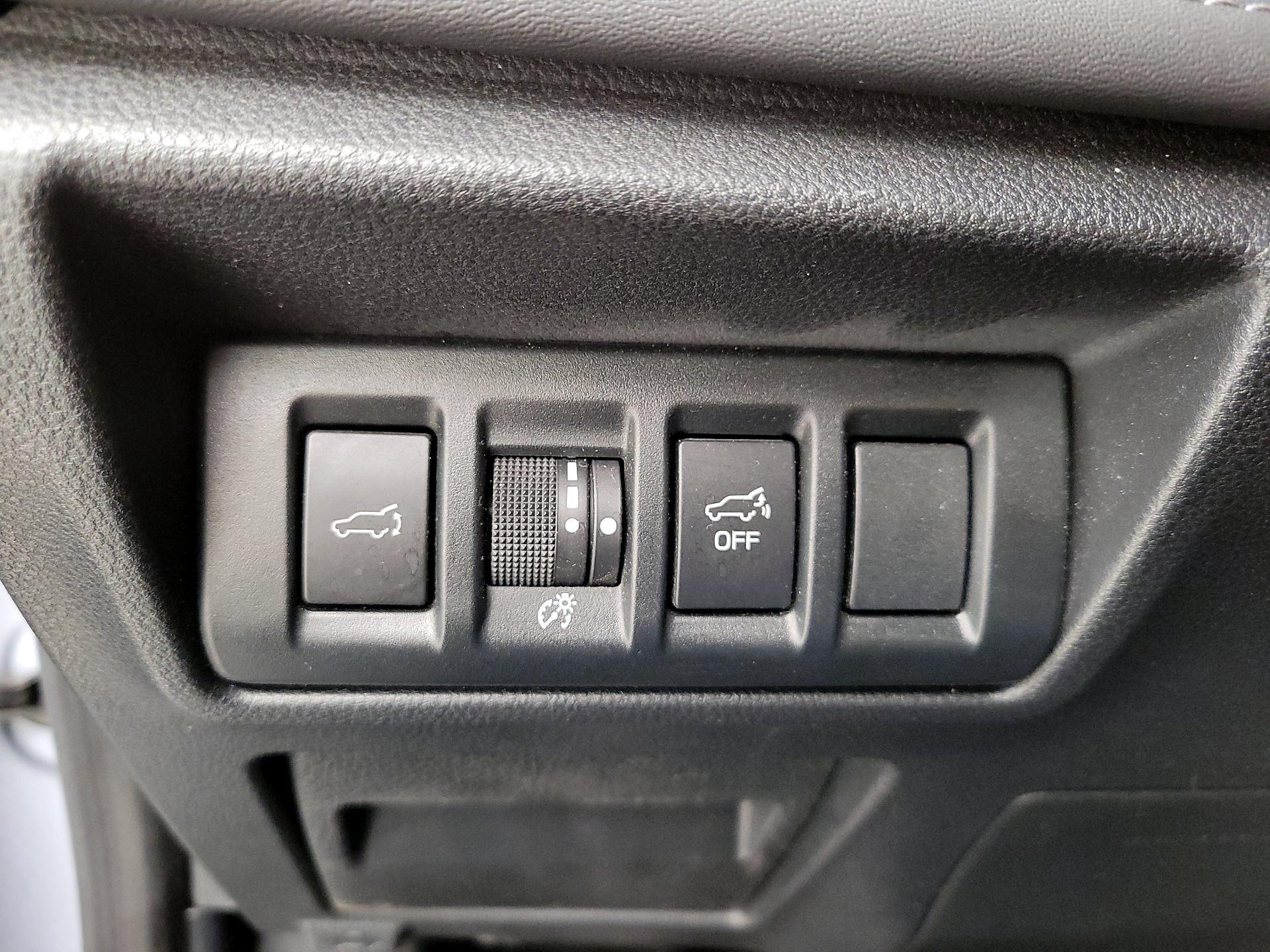 Thumbnail: 2020 Subaru Outback - 13