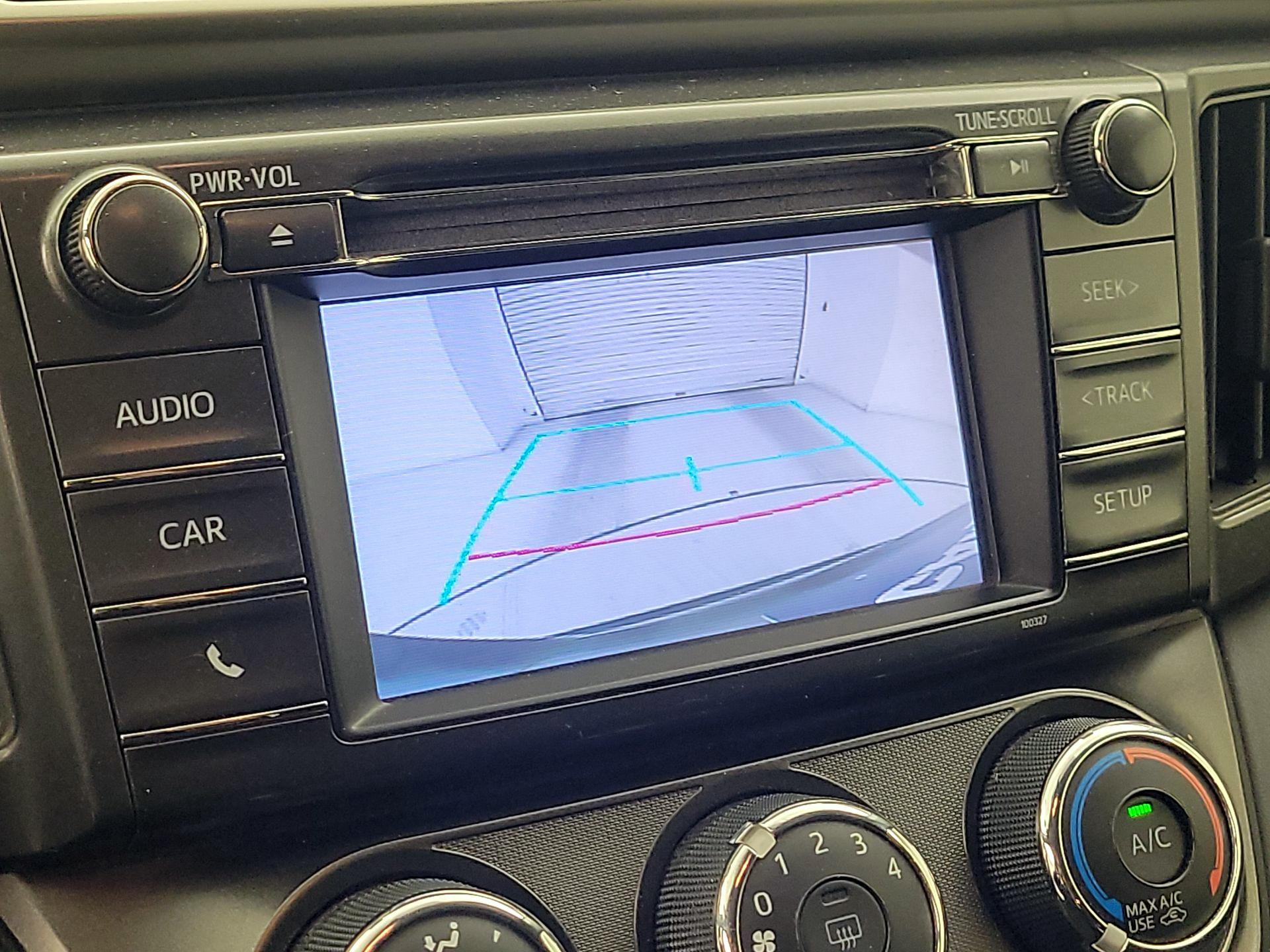 Thumbnail: 2015 Toyota RAV4 - 14