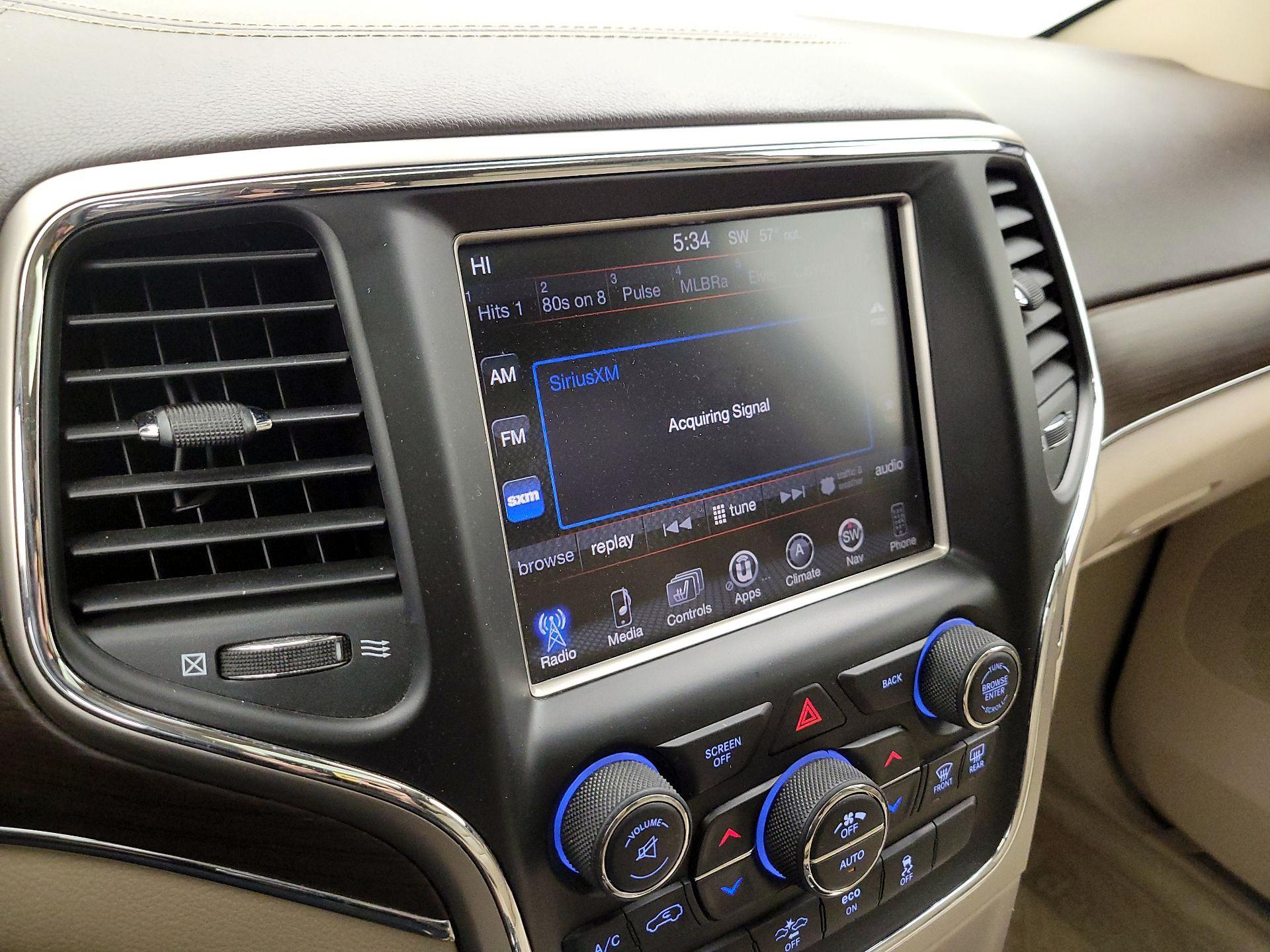 Thumbnail: 2015 Jeep Grand Cherokee - 13