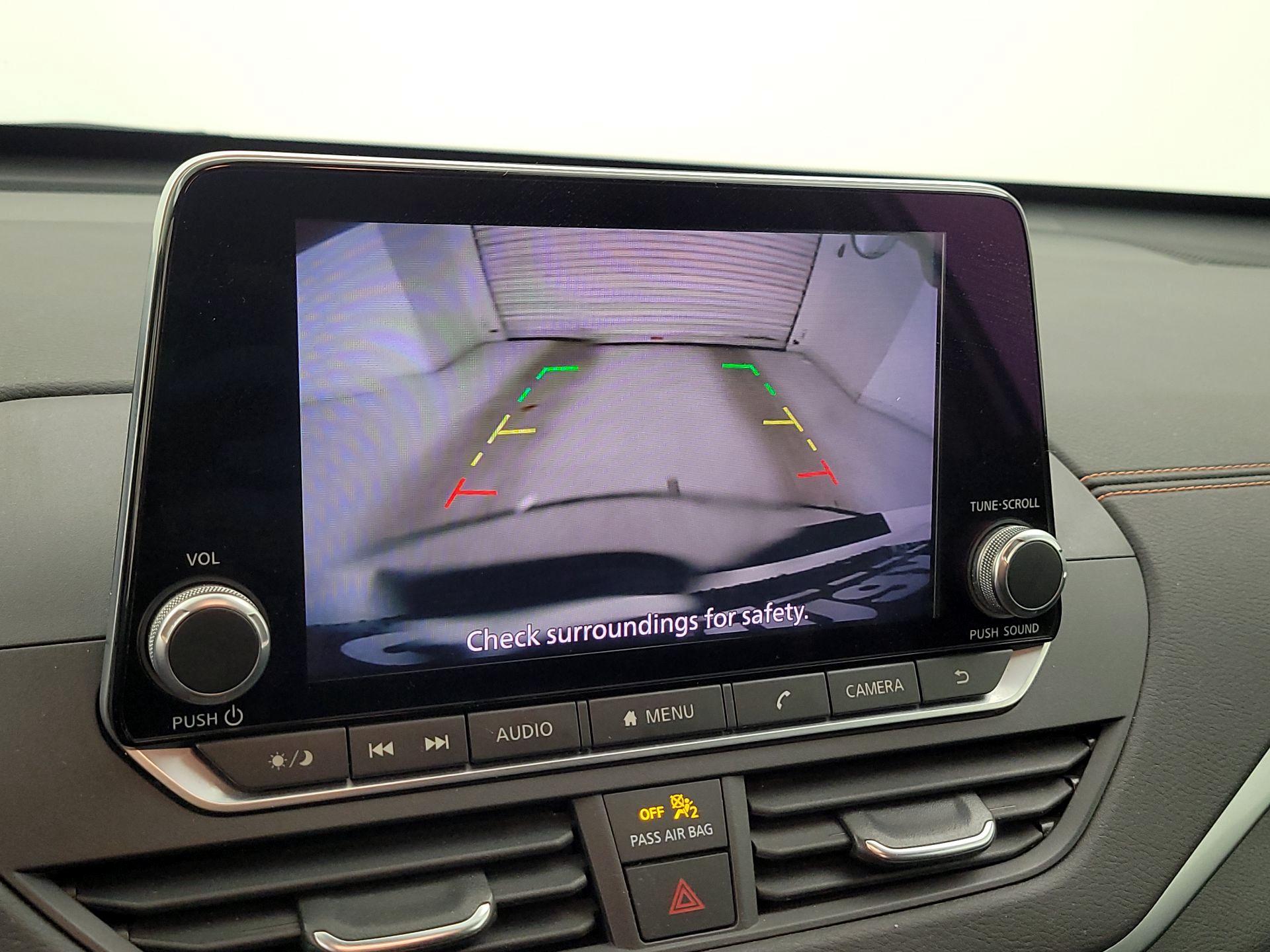 Thumbnail: 2021 Nissan Altima - 14