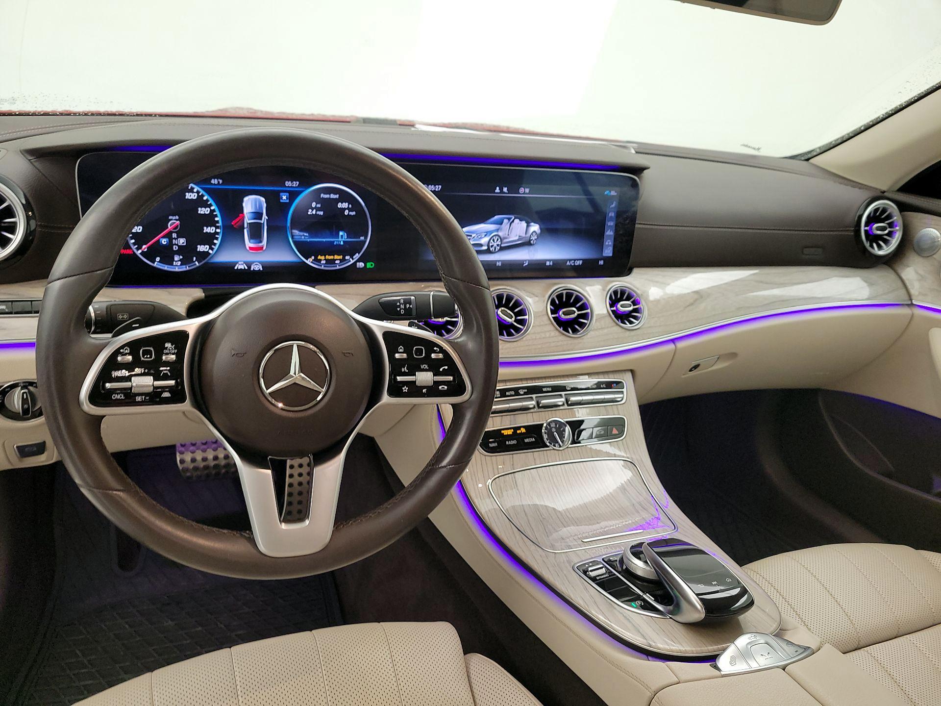 Thumbnail: 2020 Mercedes-Benz E-Class - 9