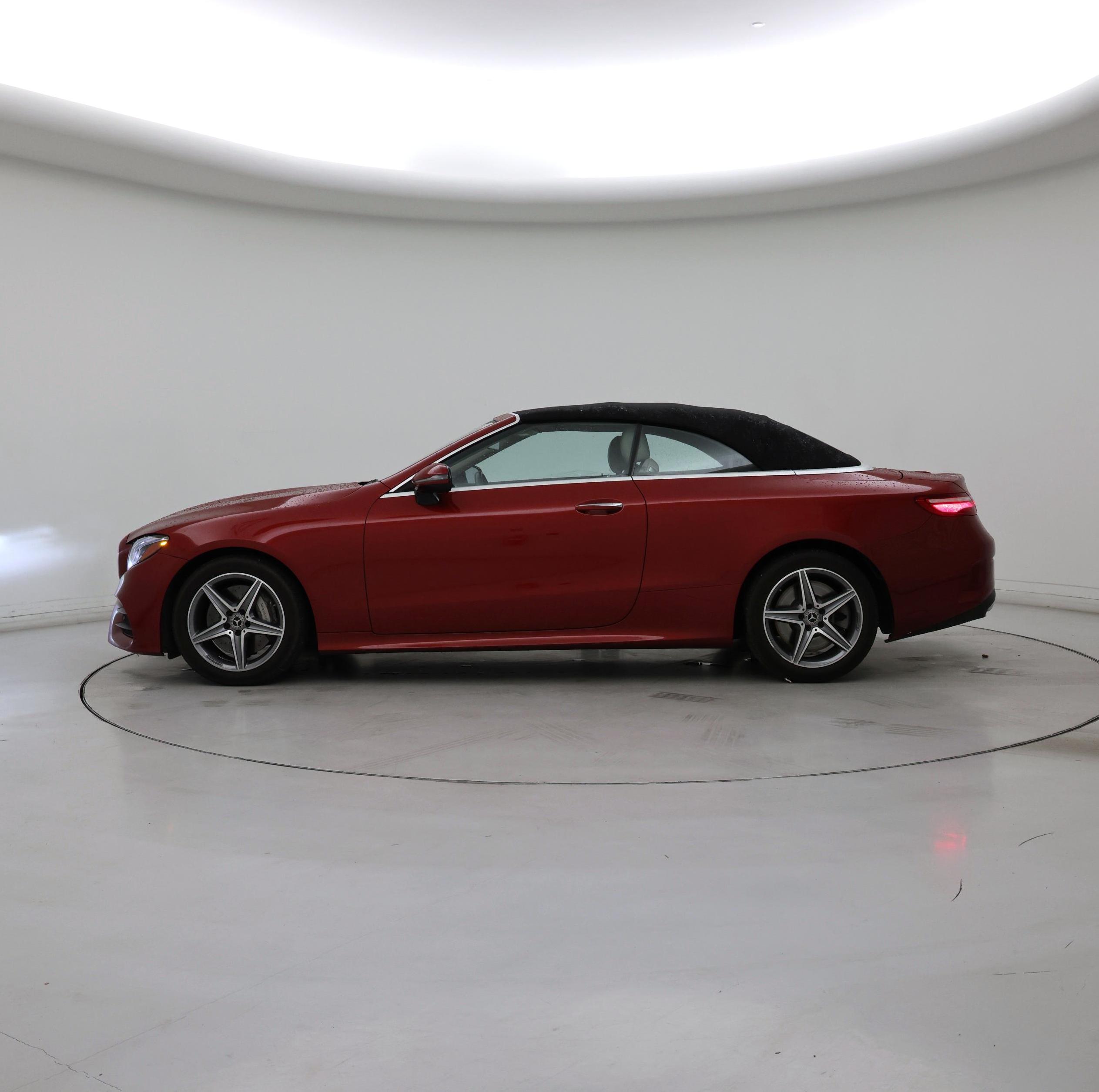 Thumbnail: 2020 Mercedes-Benz E-Class - 3